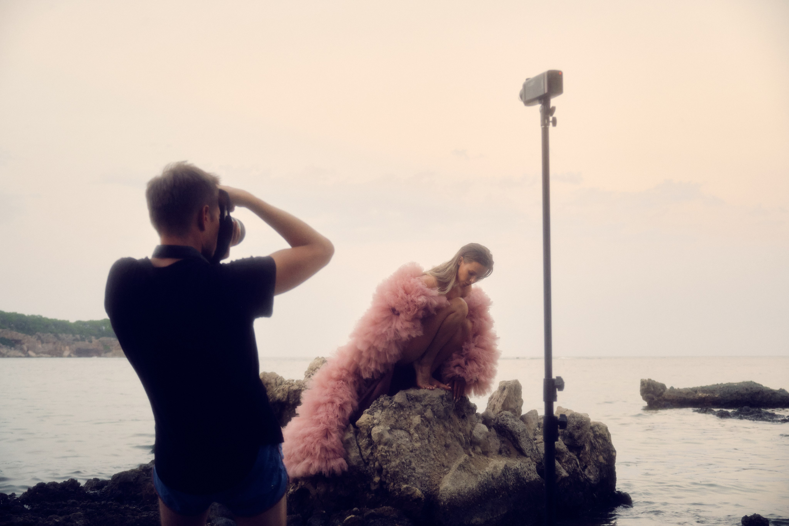 BACKSTAGE. Commercial fashion photographer based in Turkey and Europe
