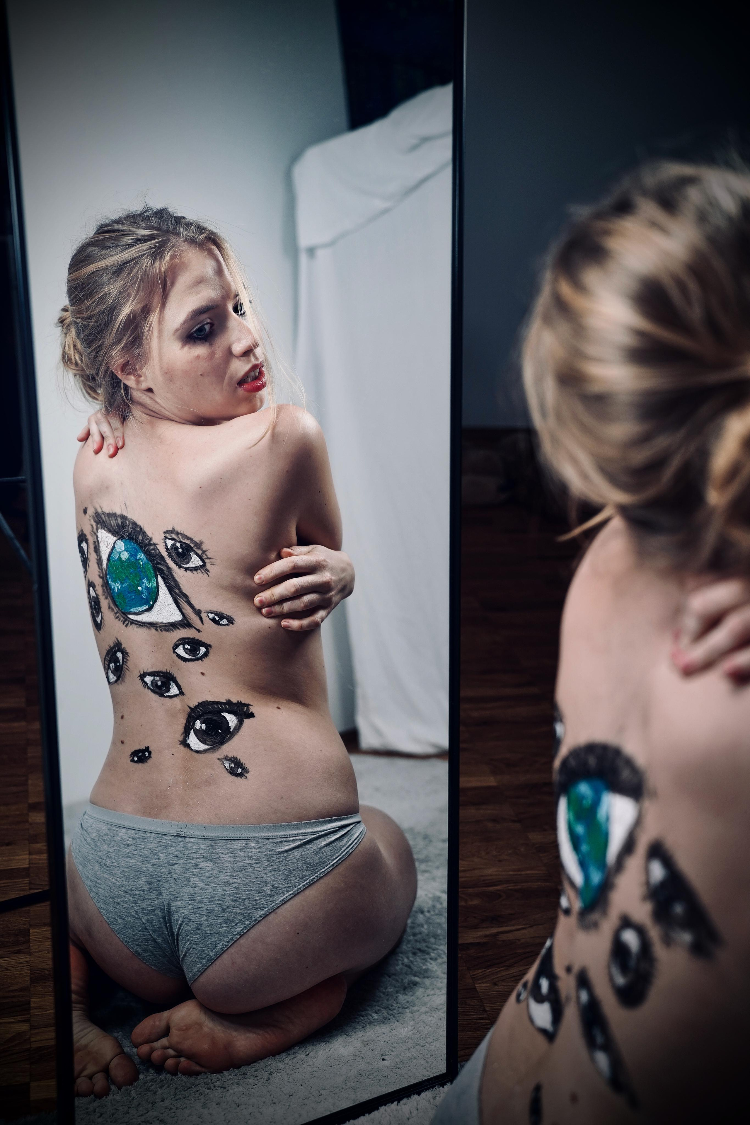 Don’t let the world define you. Evgeny Ignatik — street photographer | portraits