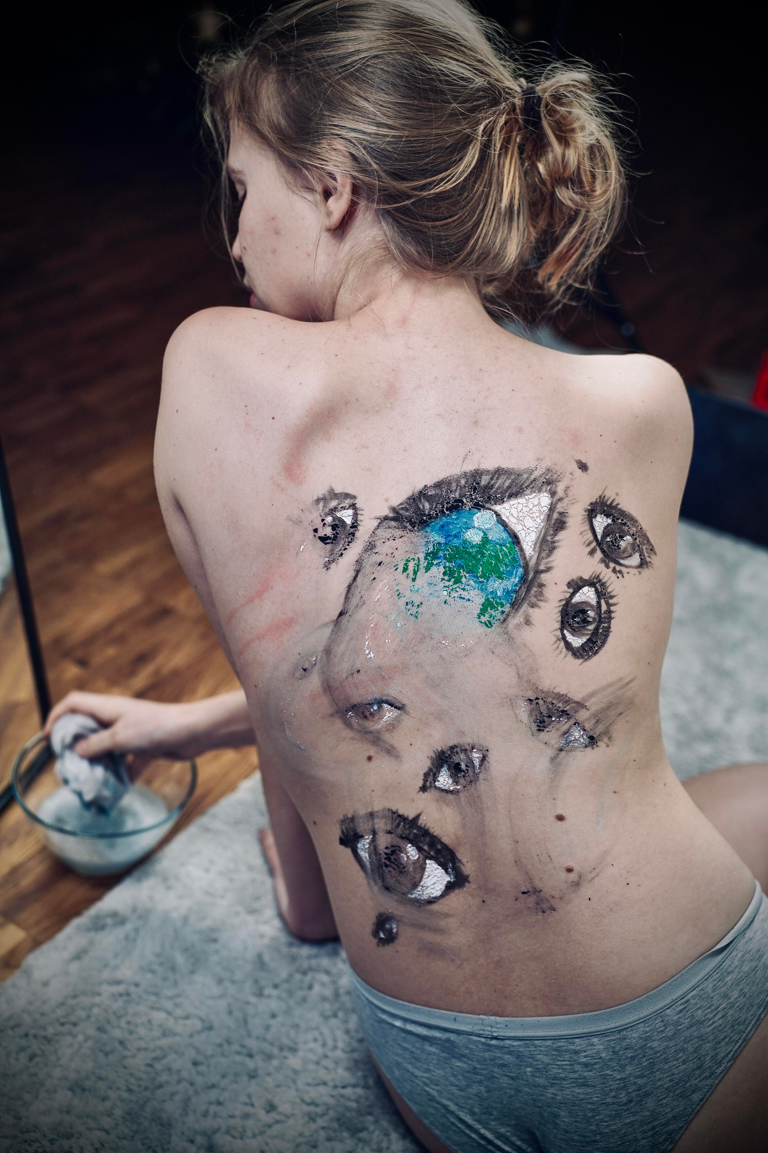 Don’t let the world define you. Evgeny Ignatik — street photographer | portraits