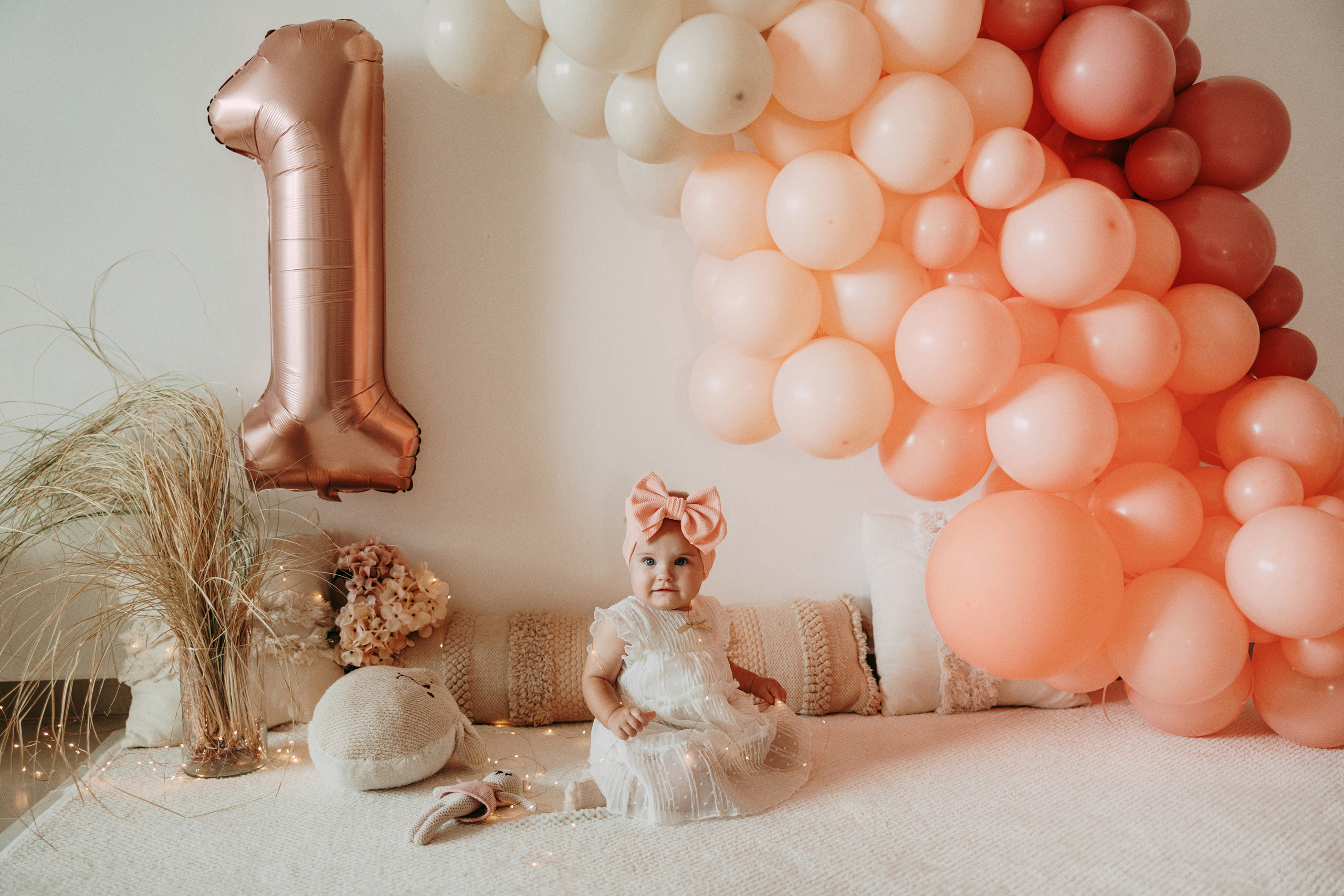 Family Home One Year Birthday Session. George TLV — Professional photographer and retoucher in Israel