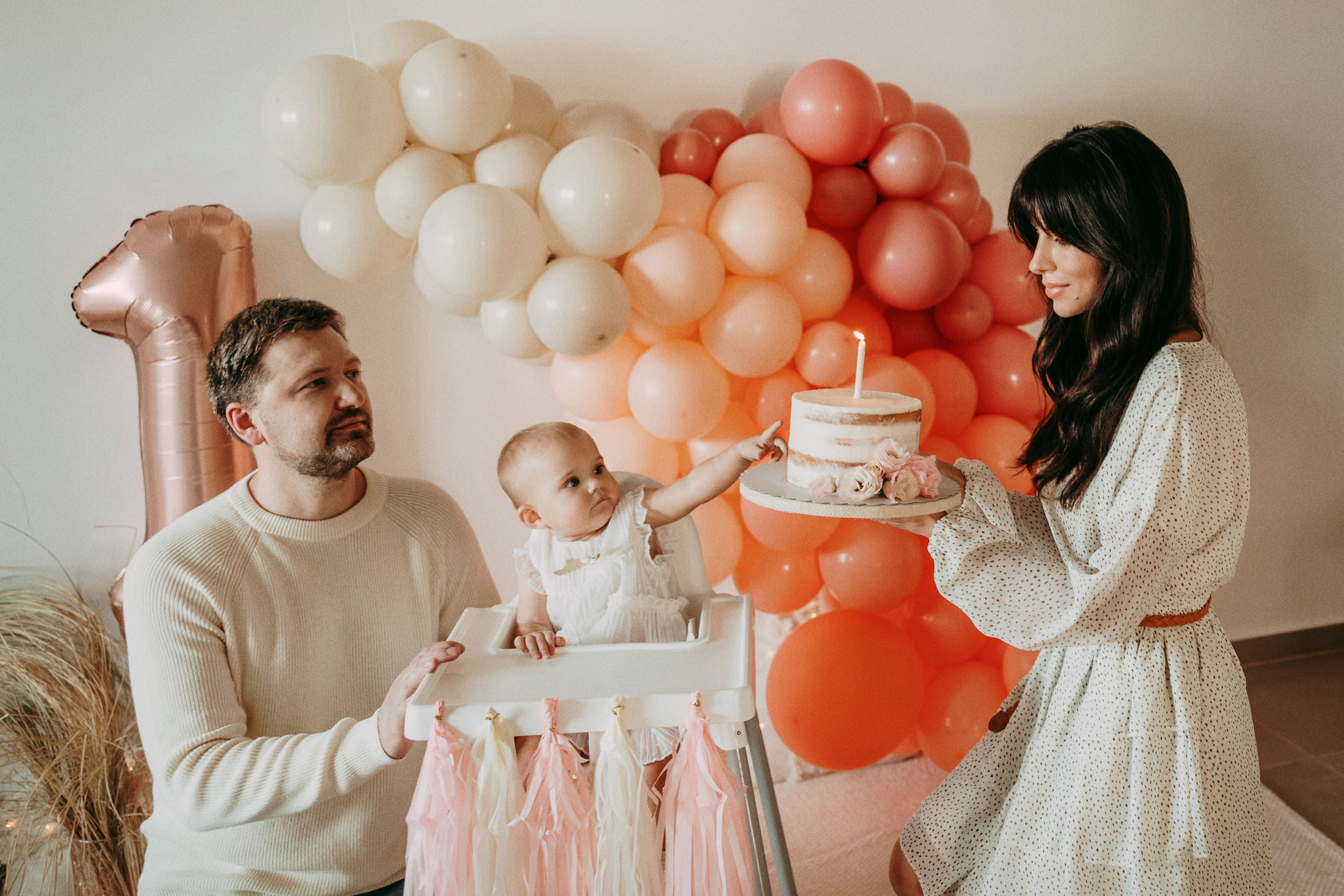 Family Home One Year Birthday Session. George TLV — Professional photographer and retoucher in Israel