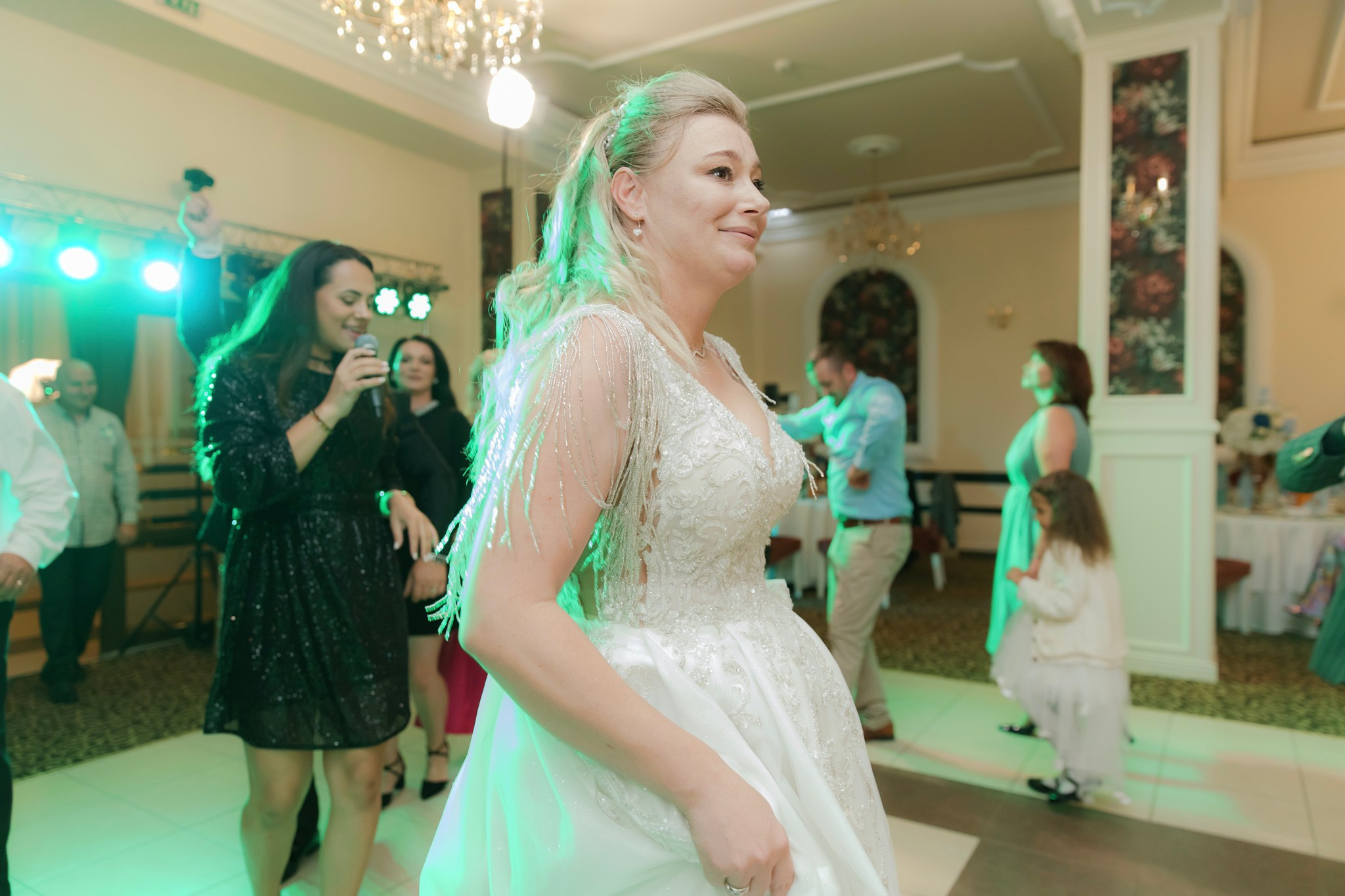 Mihai & Oana. Servicii foto-video profesionale, pentru momente de neuitat