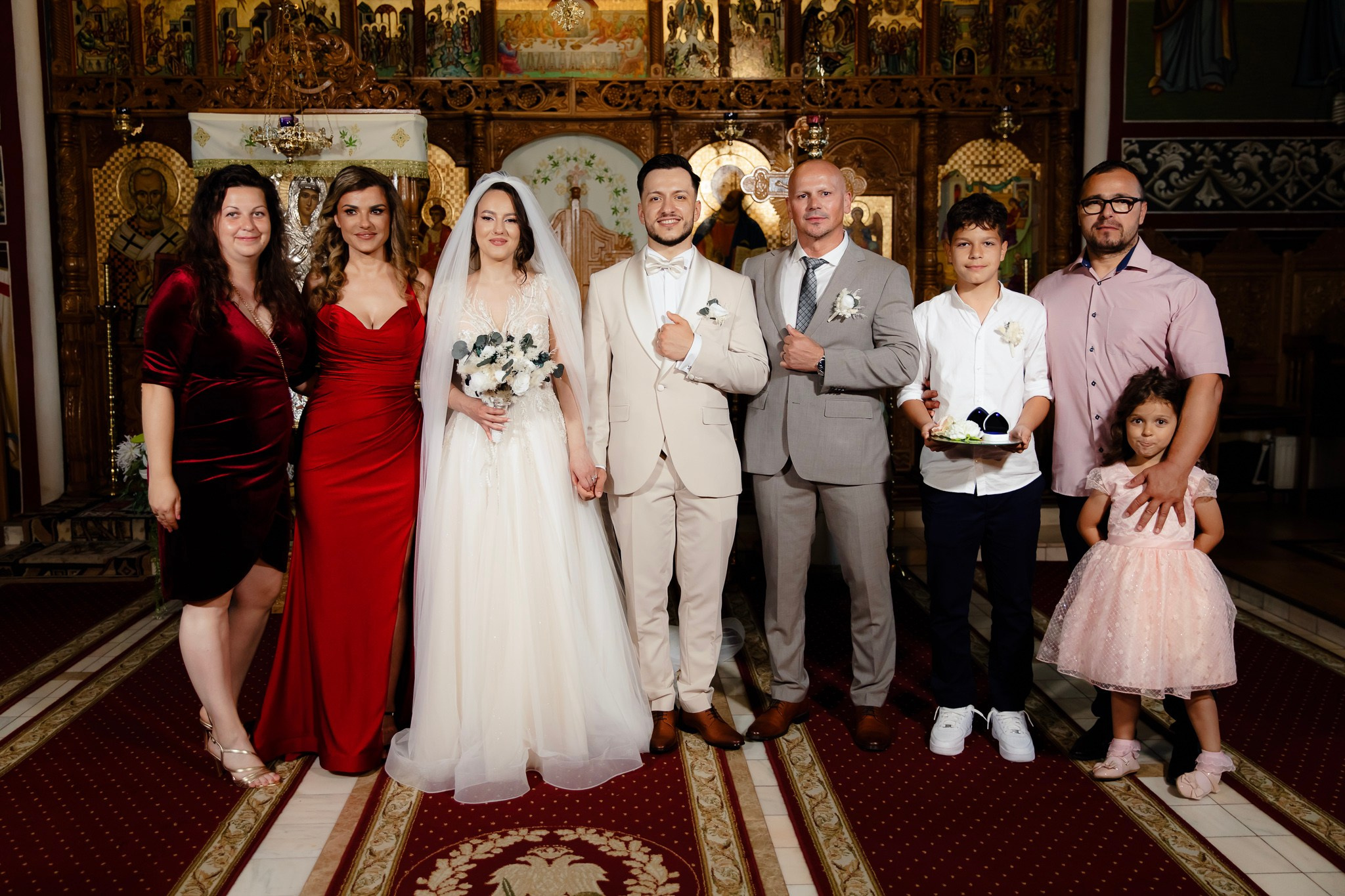 Ioana & Ionuț | Nuntă de poveste la Păstrăvăria Poiana din Mălini județul Suceava. Servicii foto-video profesionale, pentru momente de neuitat