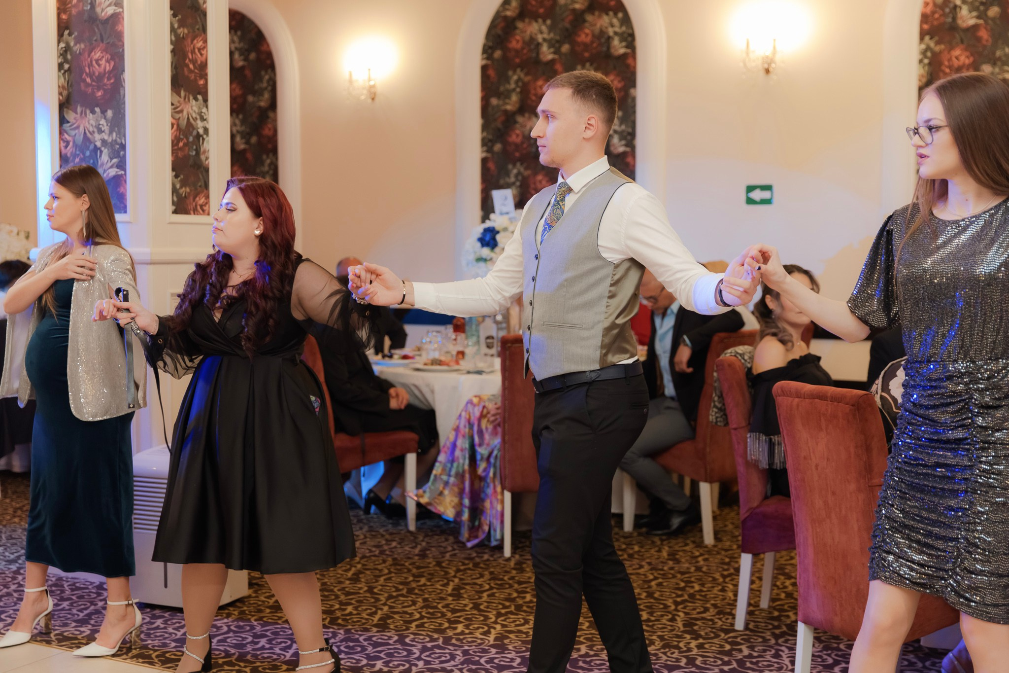 Mihai & Oana. Servicii foto-video profesionale, pentru momente de neuitat