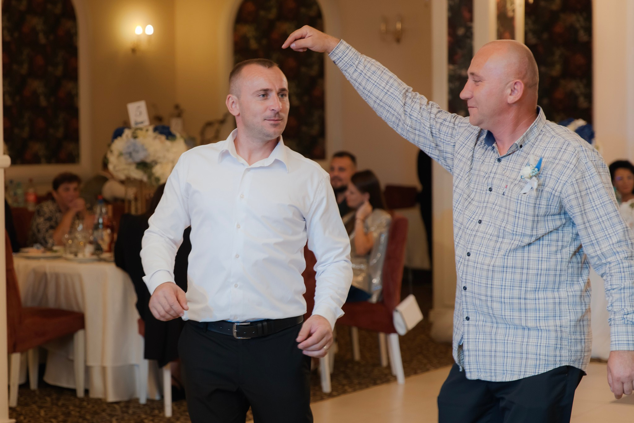 Mihai & Oana. Servicii foto-video profesionale, pentru momente de neuitat