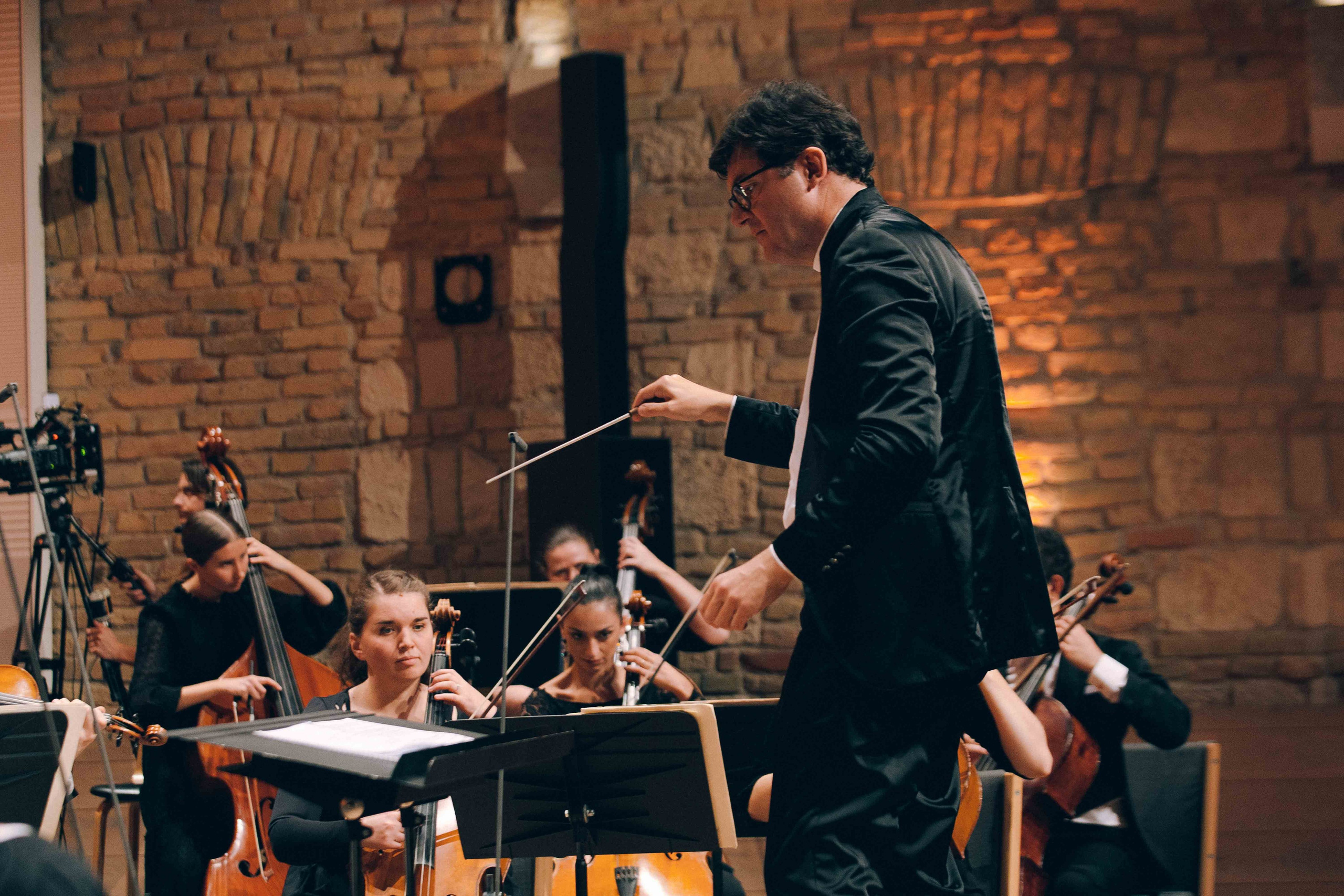 BUDAPEST MUSIC CENTER. Wedding&Event photographer Ismail Rzayev in Baku