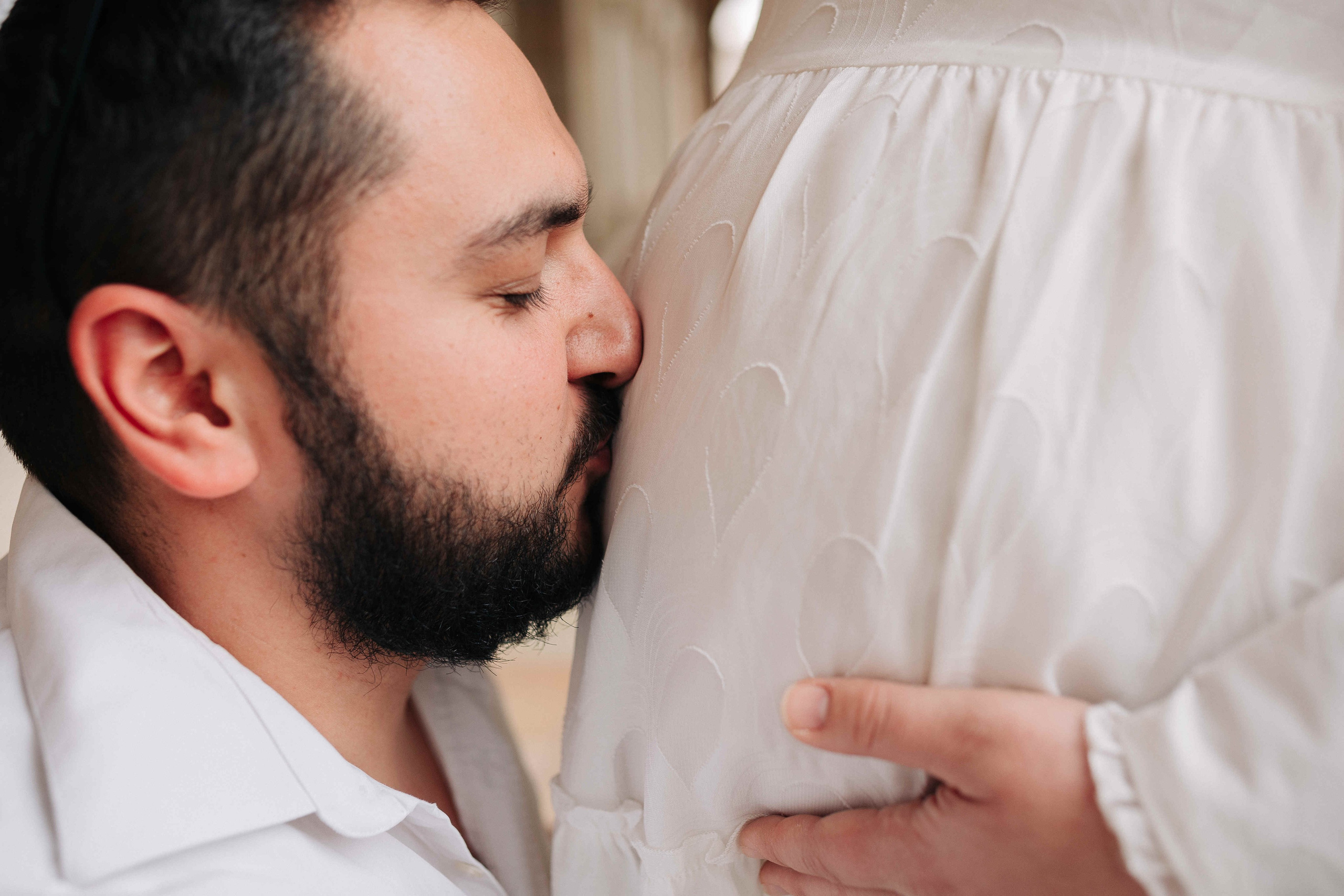 EXPECTING A BABY, JERUSALEM. PHOTOGRAPHER IN ISRAEL