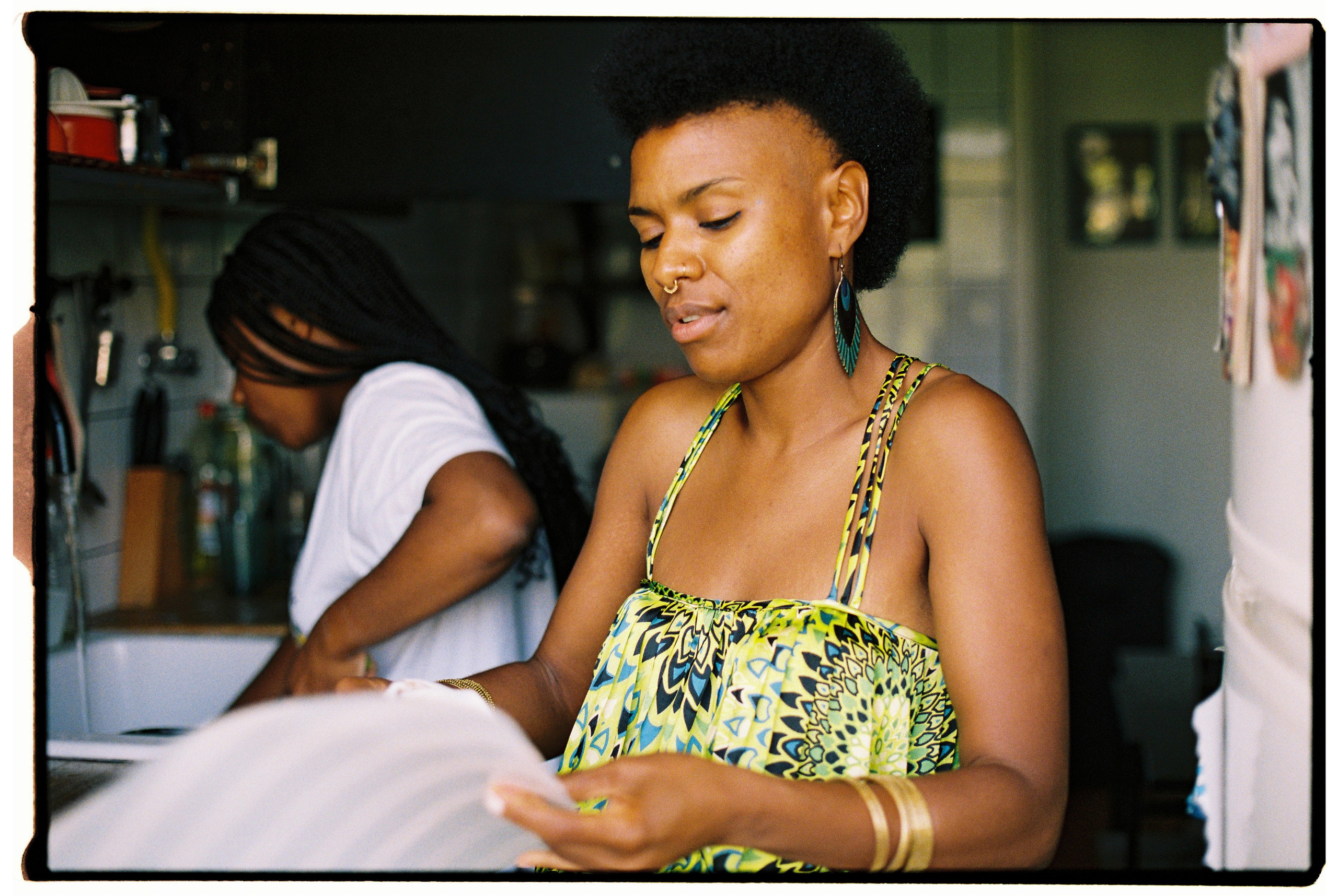 What sustain us — Alessandra. A visual practice of being-with