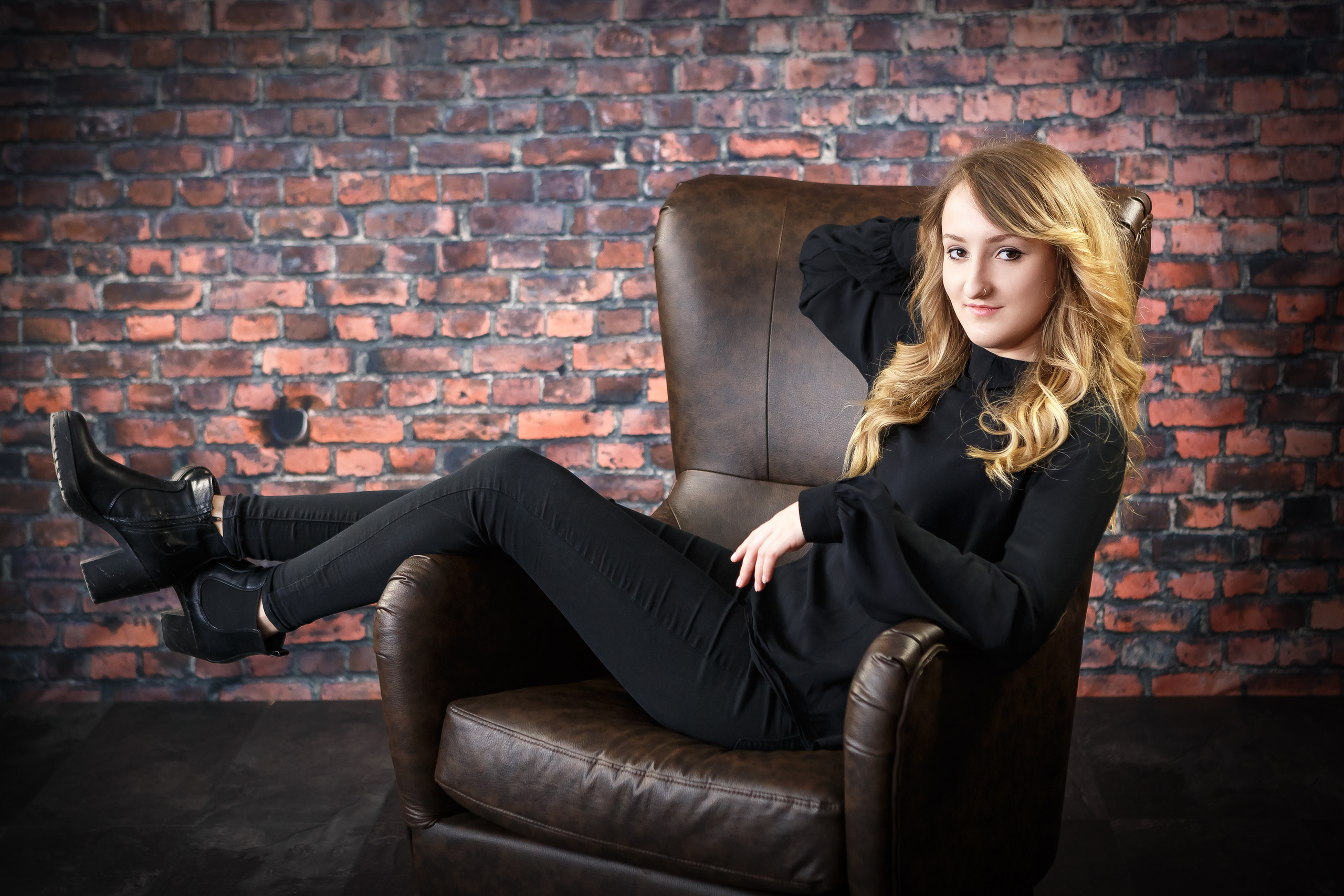 Подростки, девушки и юноши. Семейный, детский, школьный фотограф в Нарве, Эстония, Зоя Хусаинова