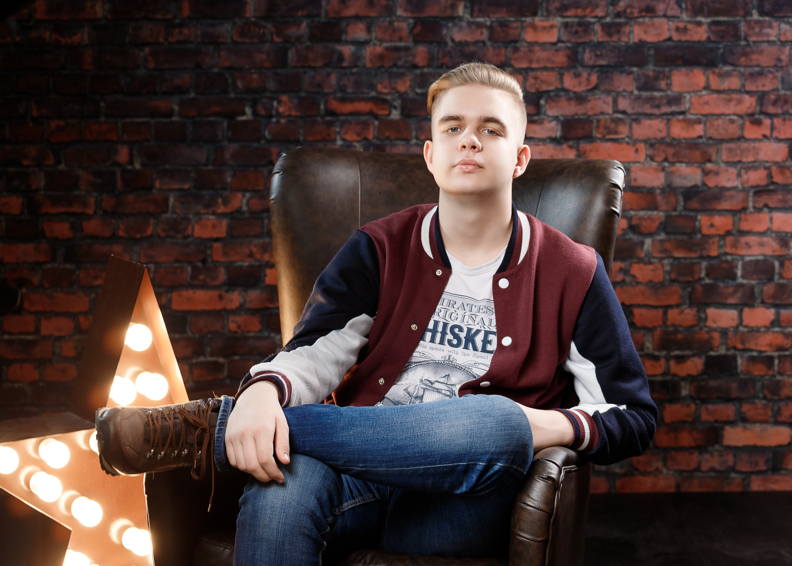 Подростки, девушки и юноши. Семейный, детский, школьный фотограф в Нарве, Эстония, Зоя Хусаинова