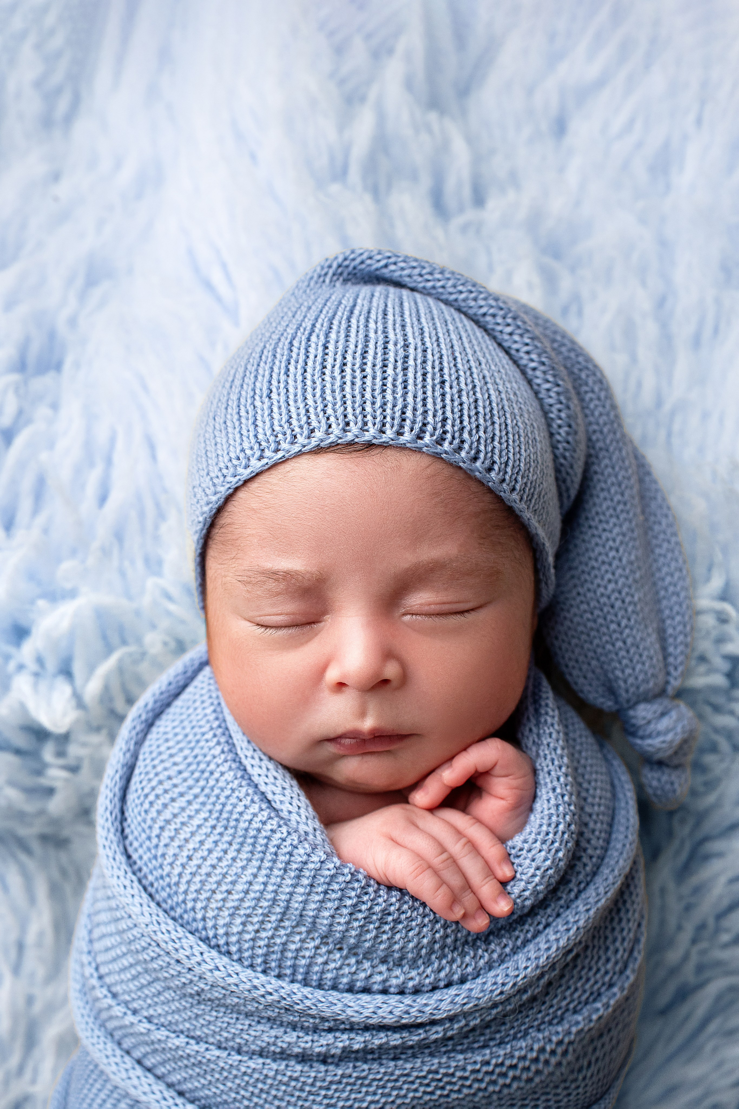 Newborn Classic. Mary Newborn Photo