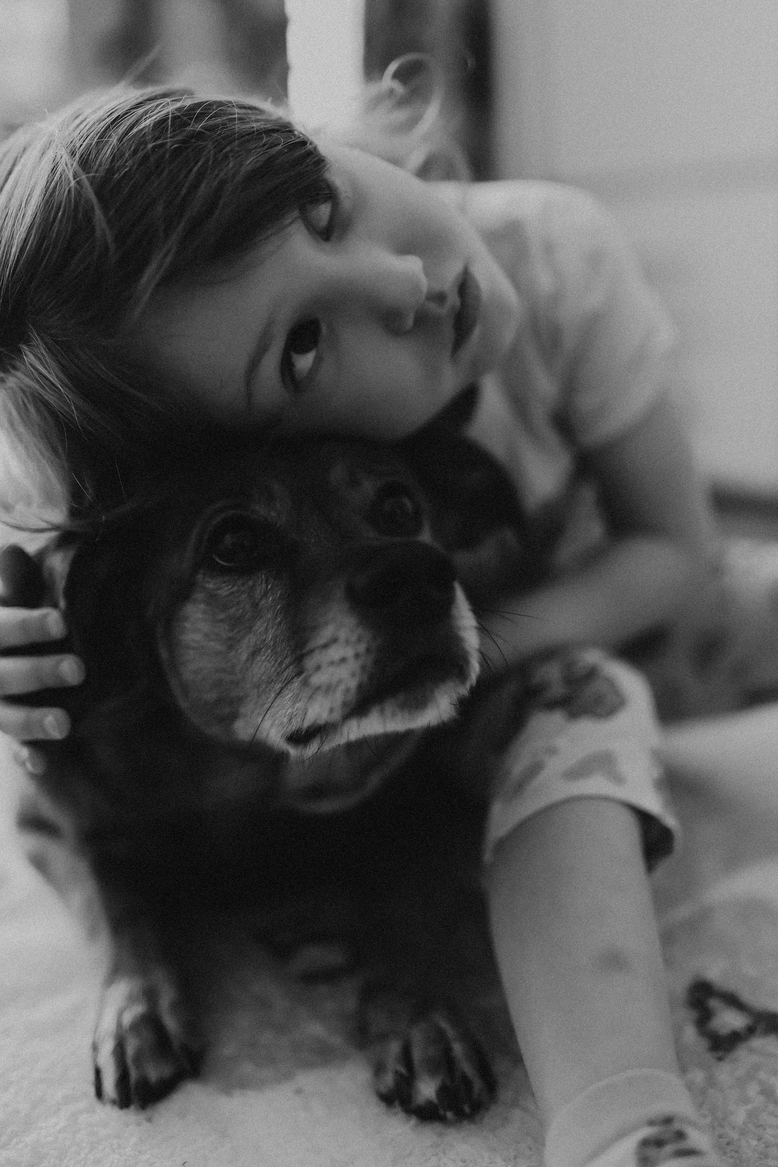 Homestory-Fotografie | Authentische Familienmomente zu Hause | Albina Vaniyants. Professionelle Familienfotografie, Kinderfotografie und Portraitfotografie in Linz, Oberösterreich - Albina Vaniyants, Fotografin aus OÖ