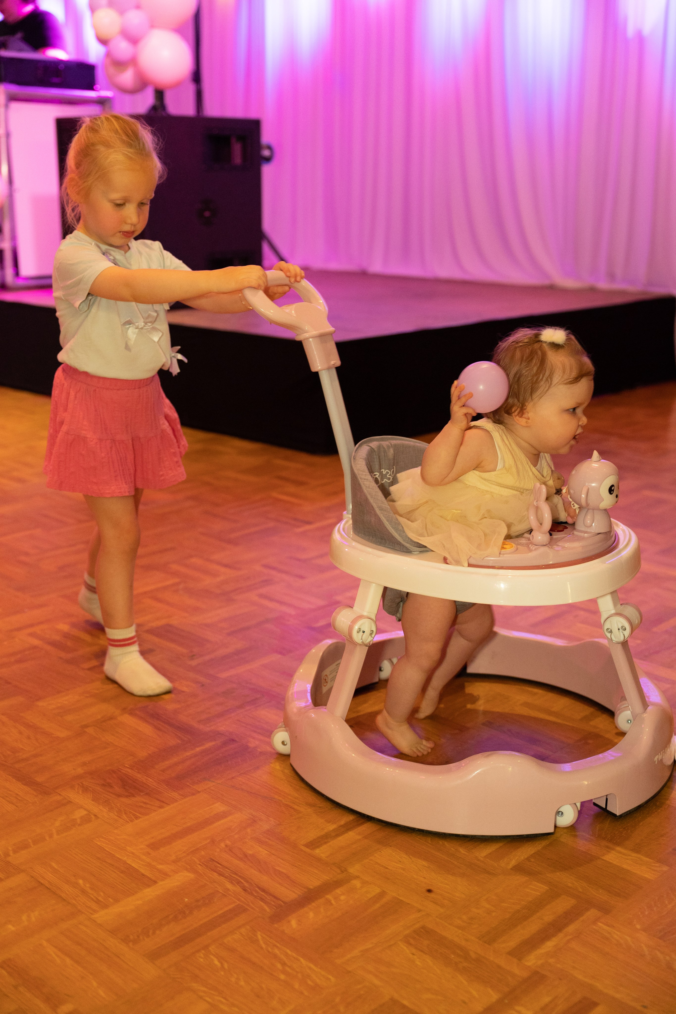 1 st Birthday. Portrait and Family Photographer in Netherlands