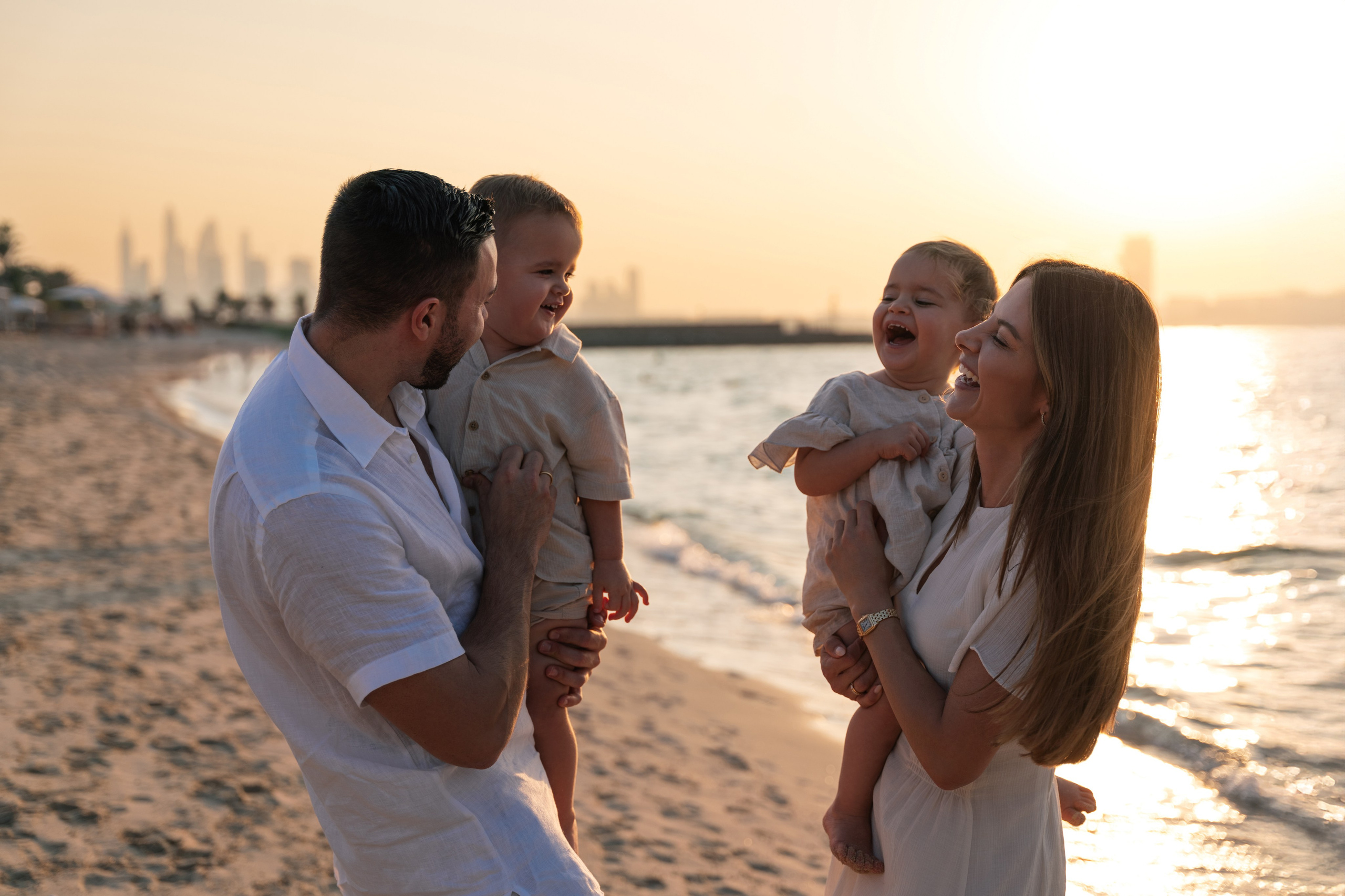 Beach day. Angela Iakovleva — Family Photographer in Dubai