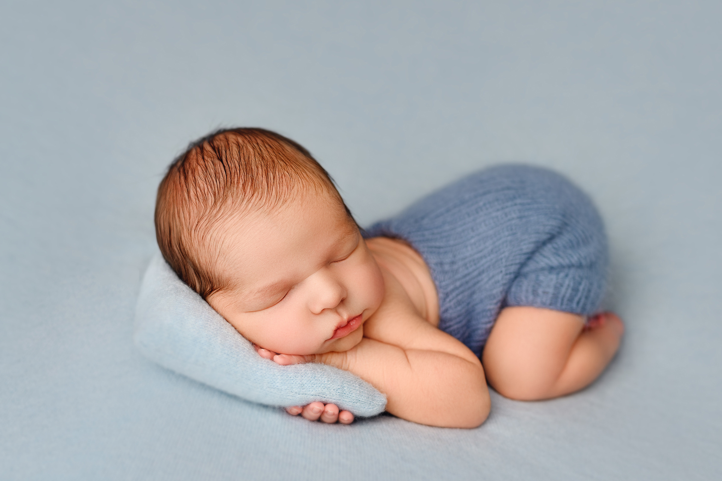 Newbornphotographer Berlin, professionelle Neugeborenenfotografie zu Hause