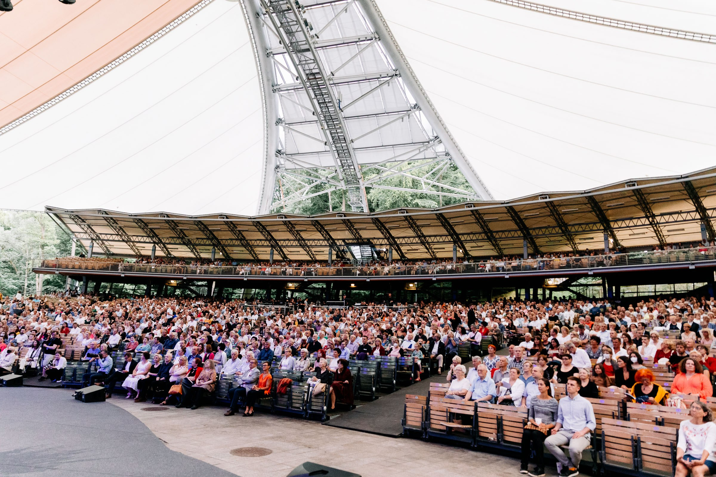 Opera Leśna Koncert. Fotograf Ślubny Warszawa - Sesje Biznesowe Rodzinne Eventy