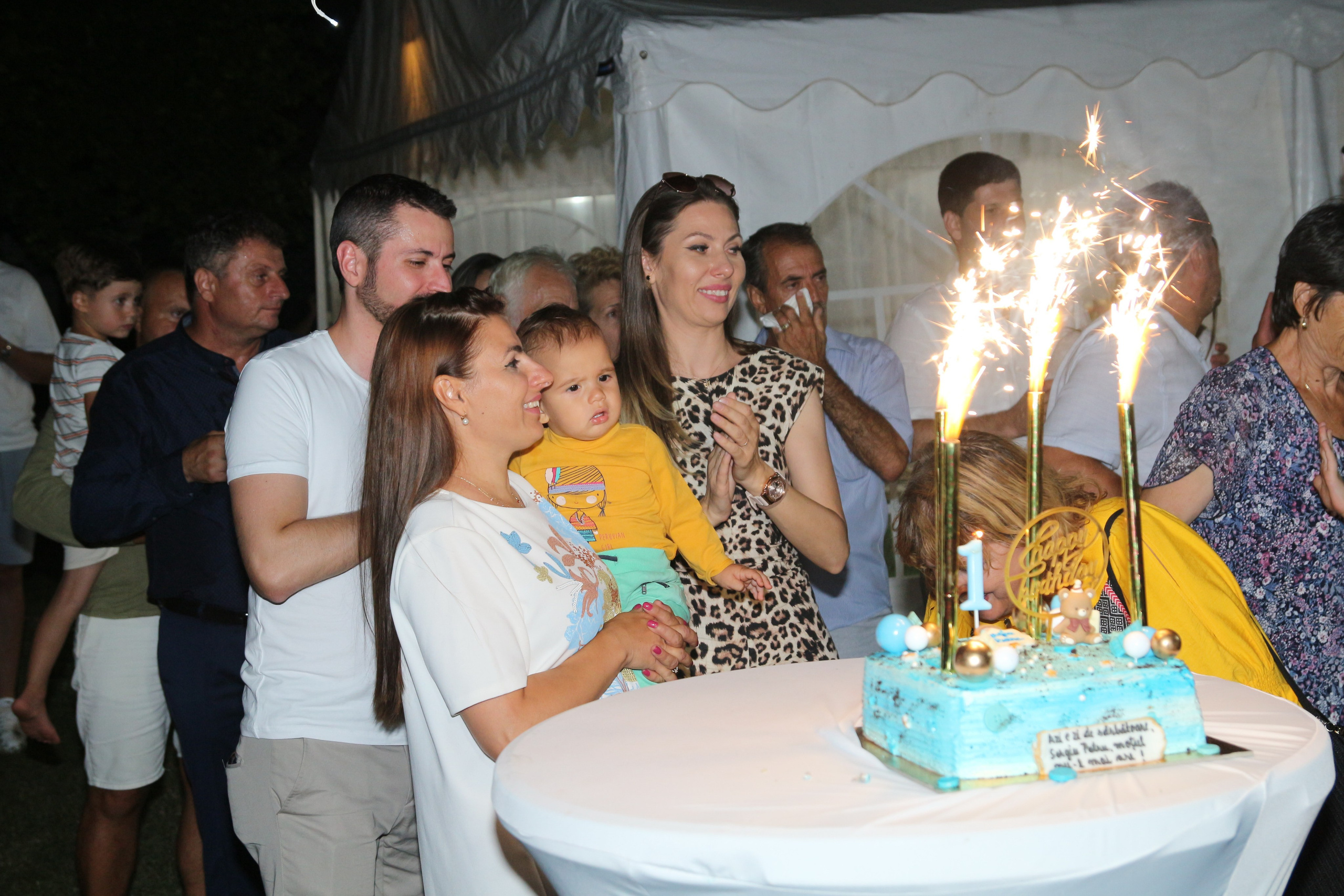 BYZO MEDIA. PETRU BYZO - family and children photographer in ROMANIA