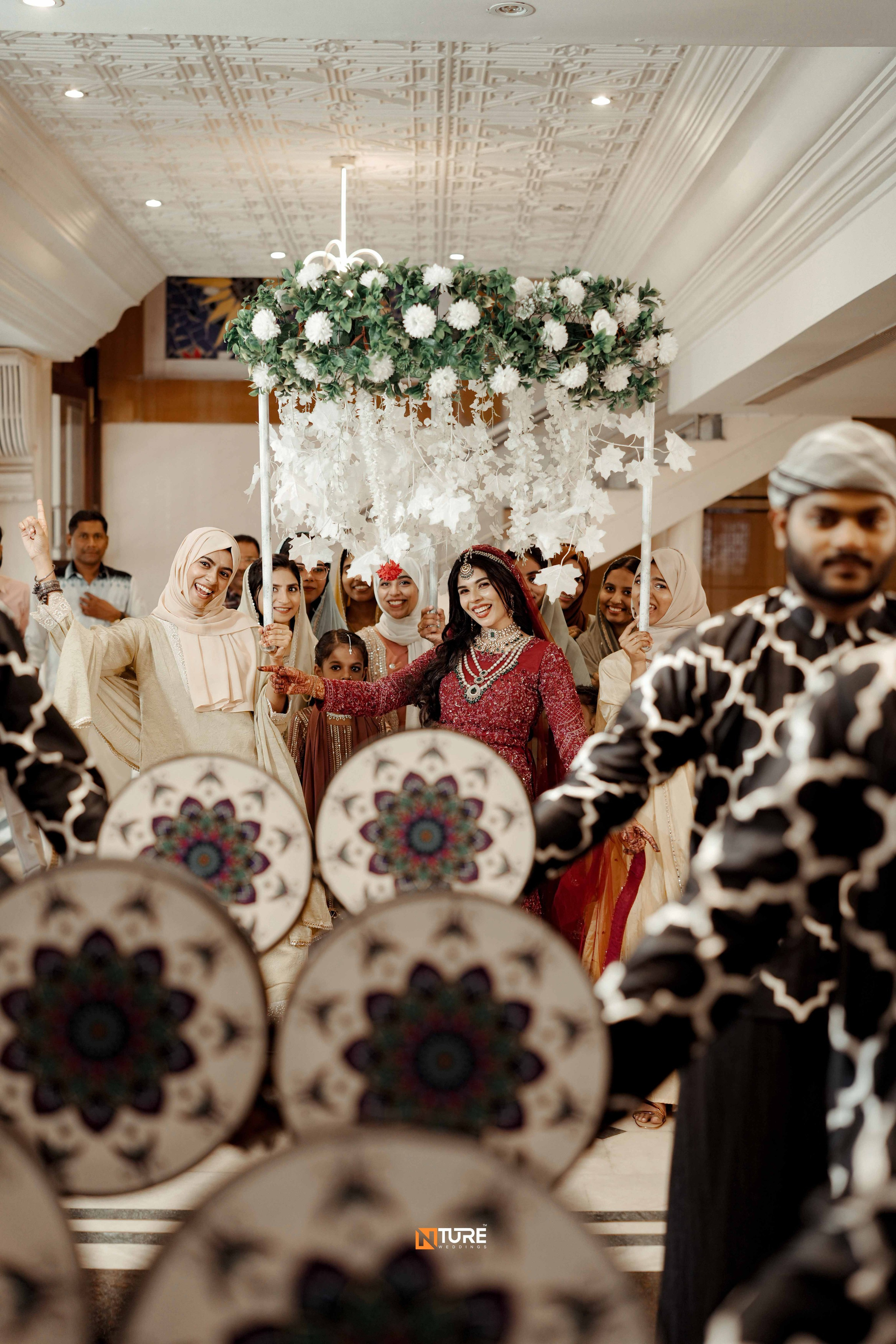 PHOTOS. NTURE WEDDING