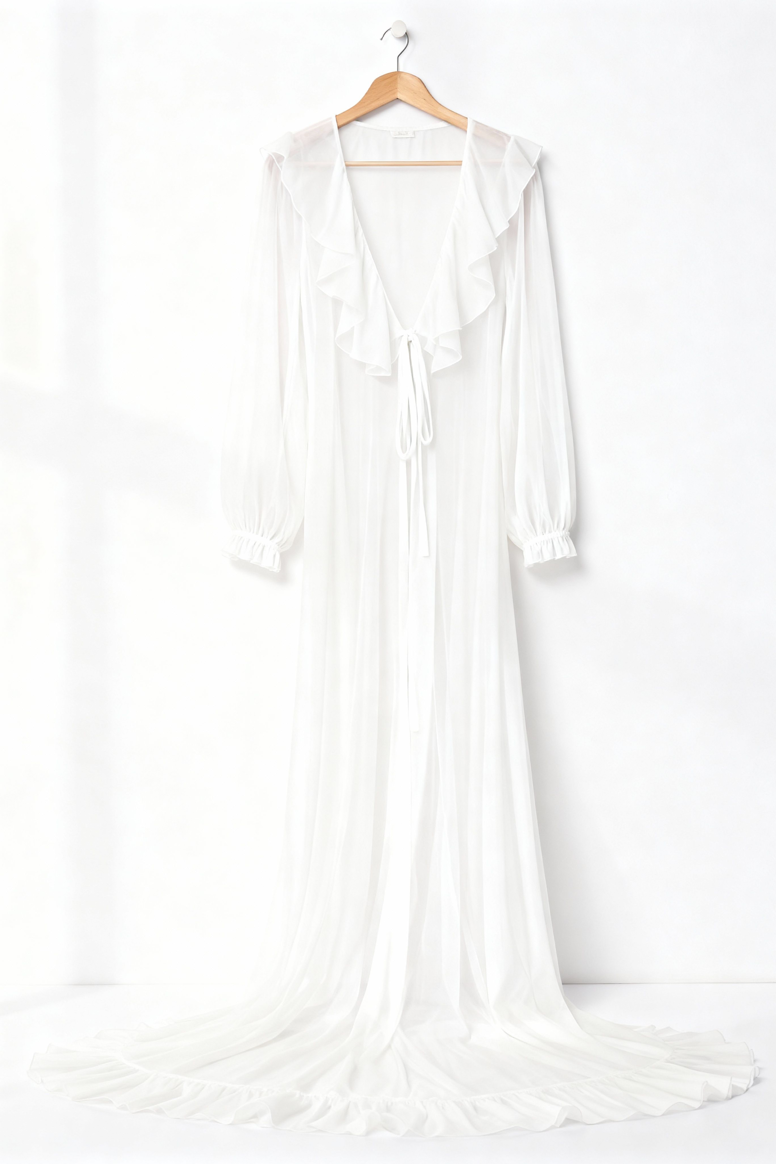 Maternity Wardrobe — Dresses Included for Your Session. Family & Maternity Photographer in Dresden Tatiana Mudryak