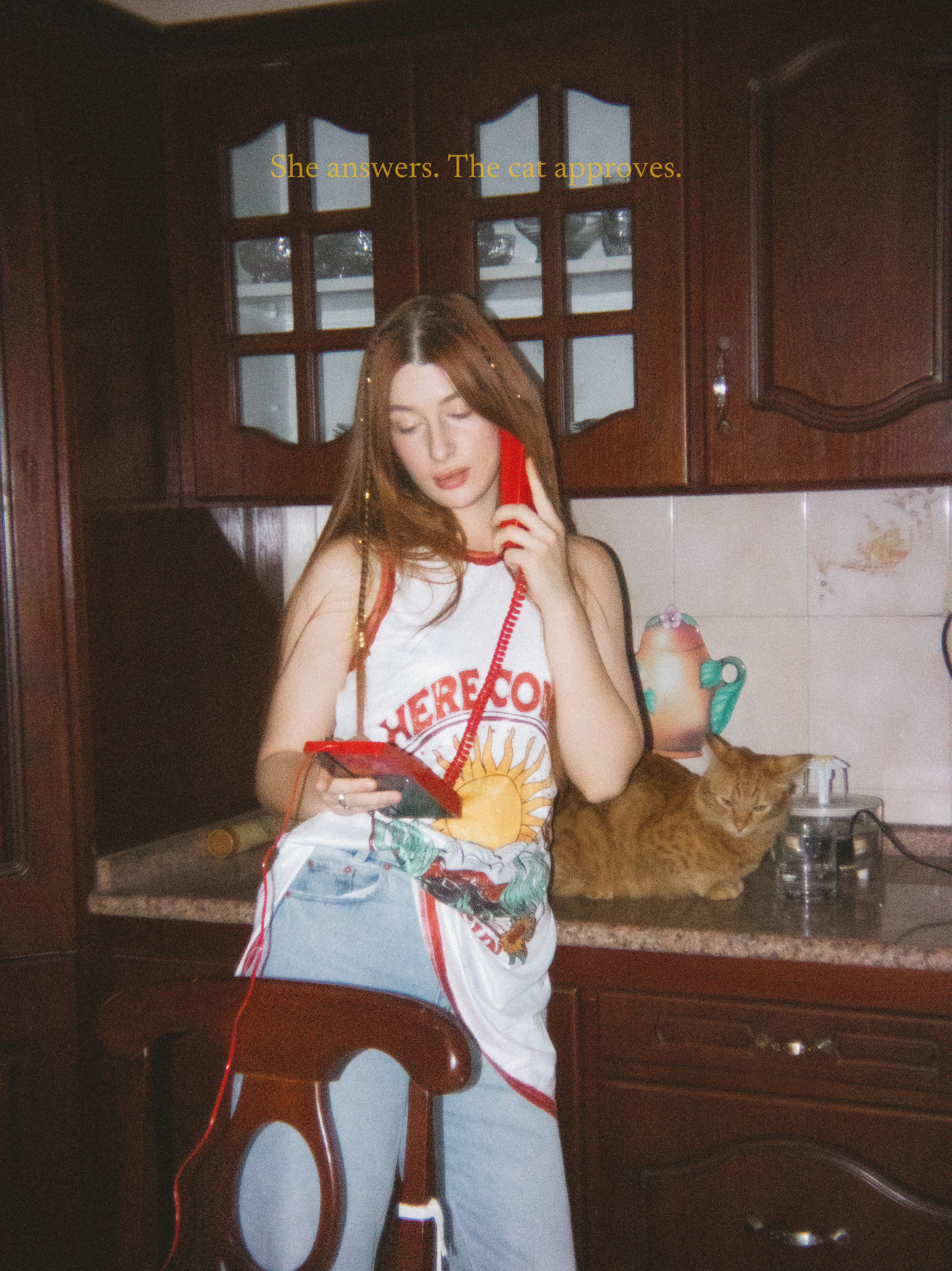 Kate 2000s Vibe — home, pizza, kitchen. Veronika Basova | Photographer | Cinematic & Magazine | Amman, Jordan