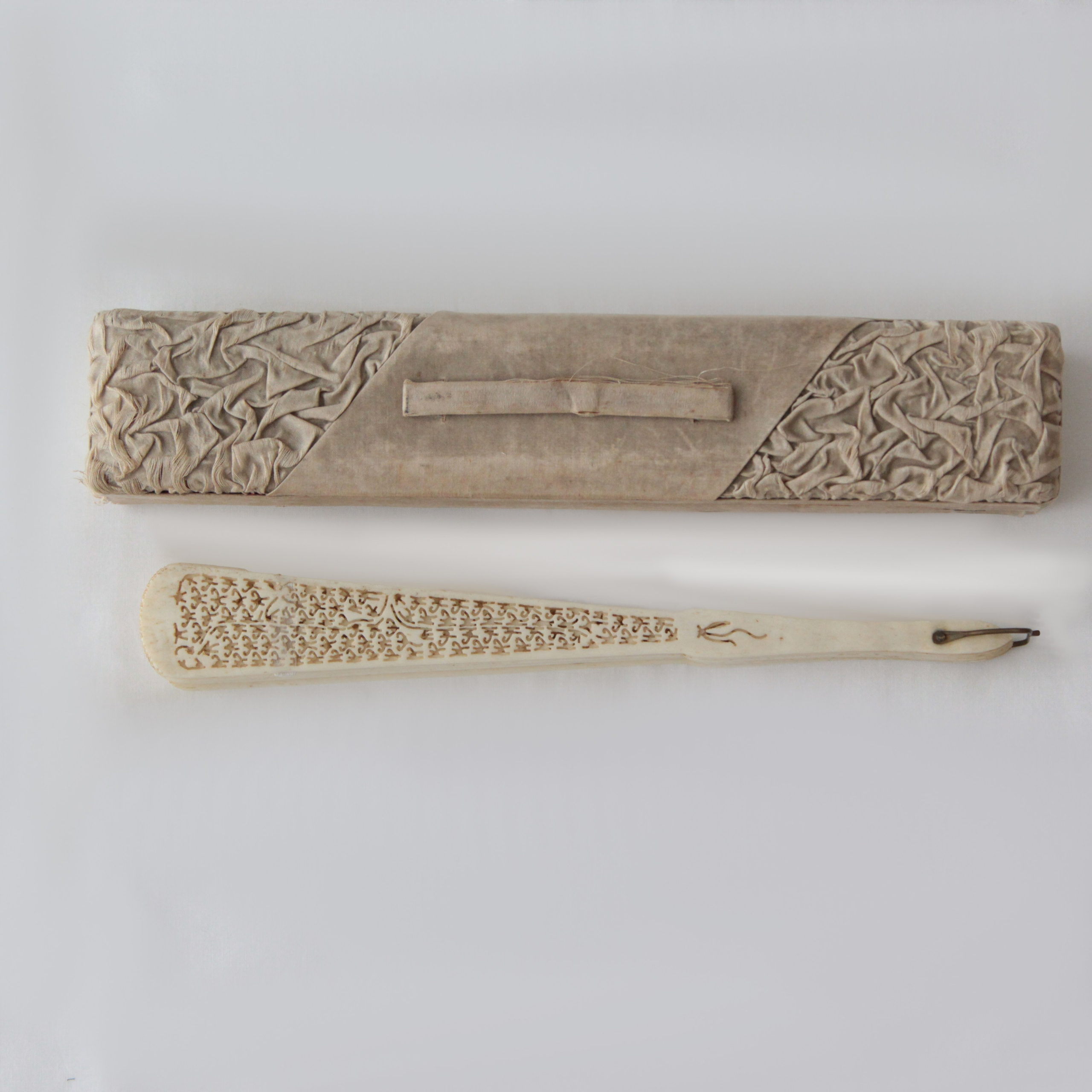 Whitefan. Современнные и актикварные украшения в Барселоне, Москве и Санкт-Петербурге