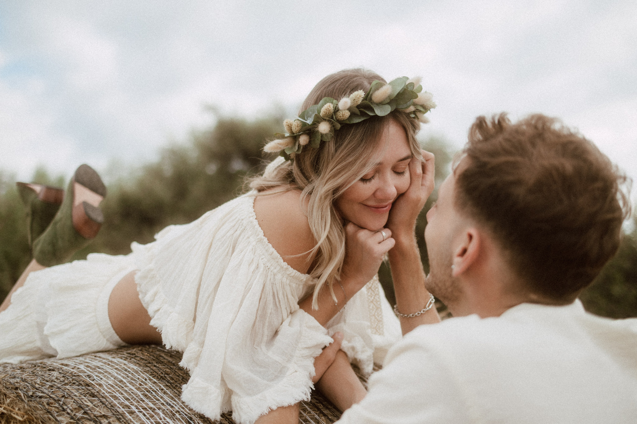 Inga & Alex. Photographer Alina Sparrow
