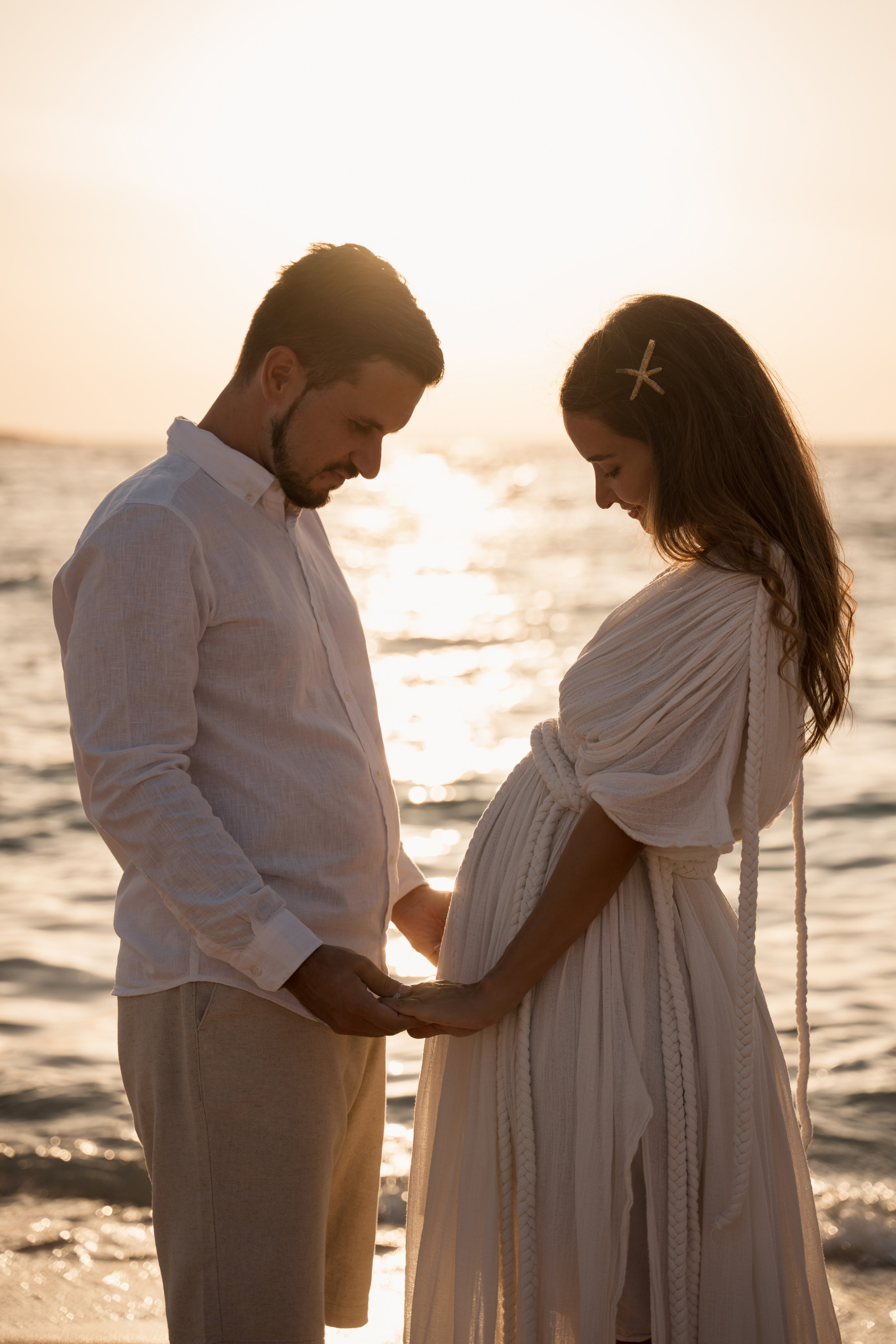 Golden Hour Glow. Angela Iakovleva — Family Photographer in Dubai