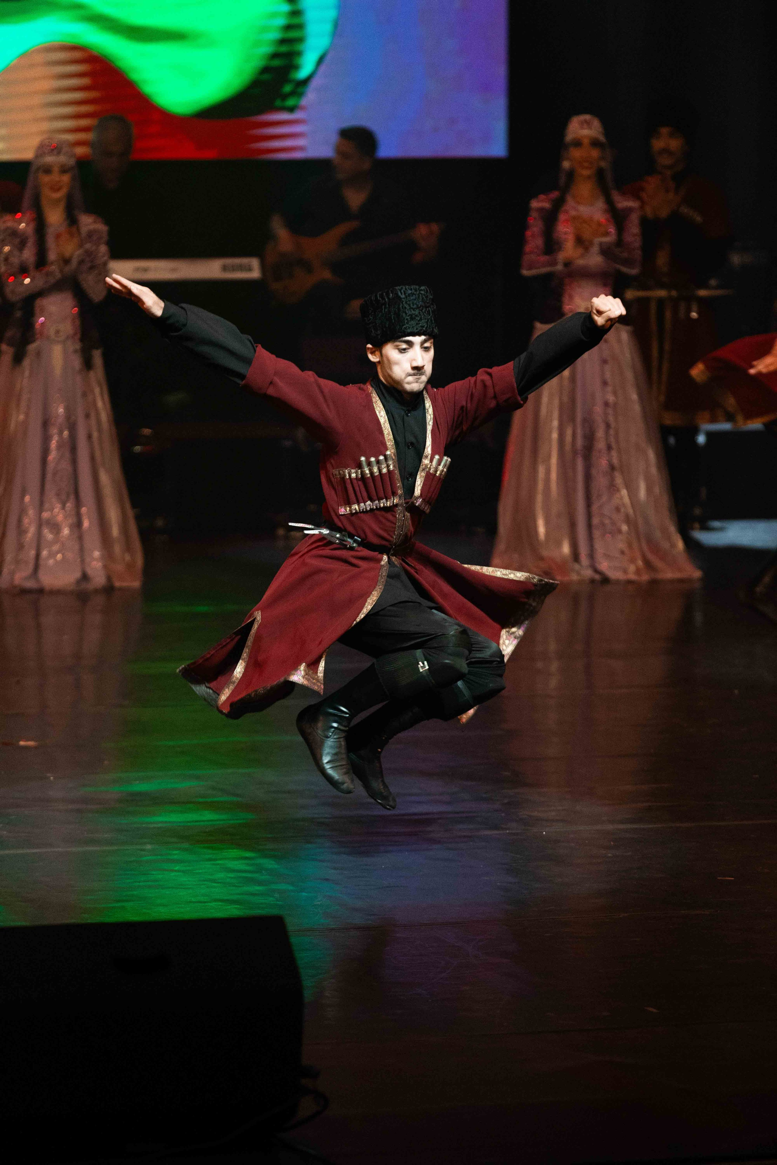 STATE DANCE ENSEMBLE. Wedding&Event photographer Ismail Rzayev in Baku