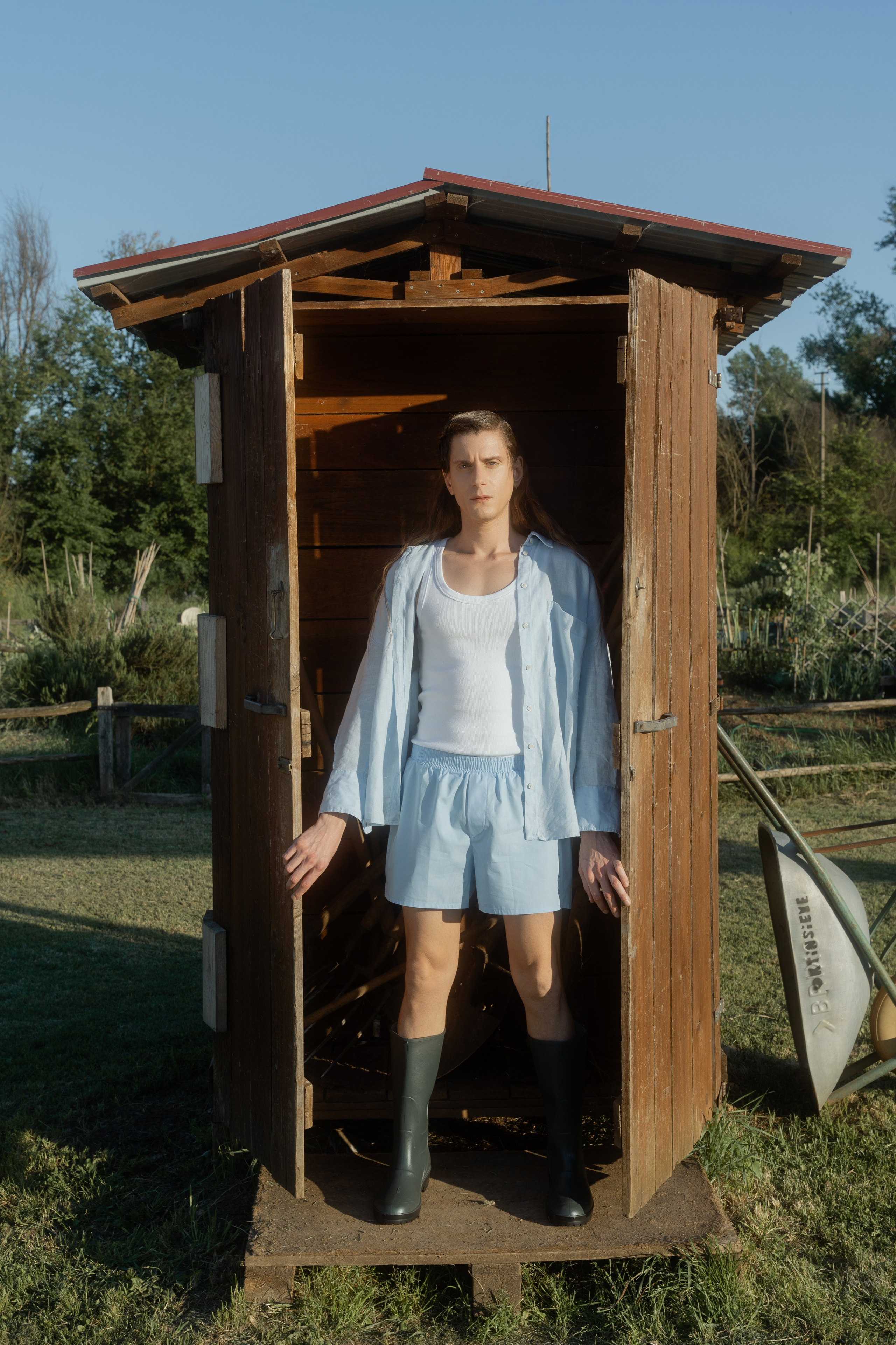 Adriano. Мужская фотосессия с подбором образа и реквизита. Photorome.com