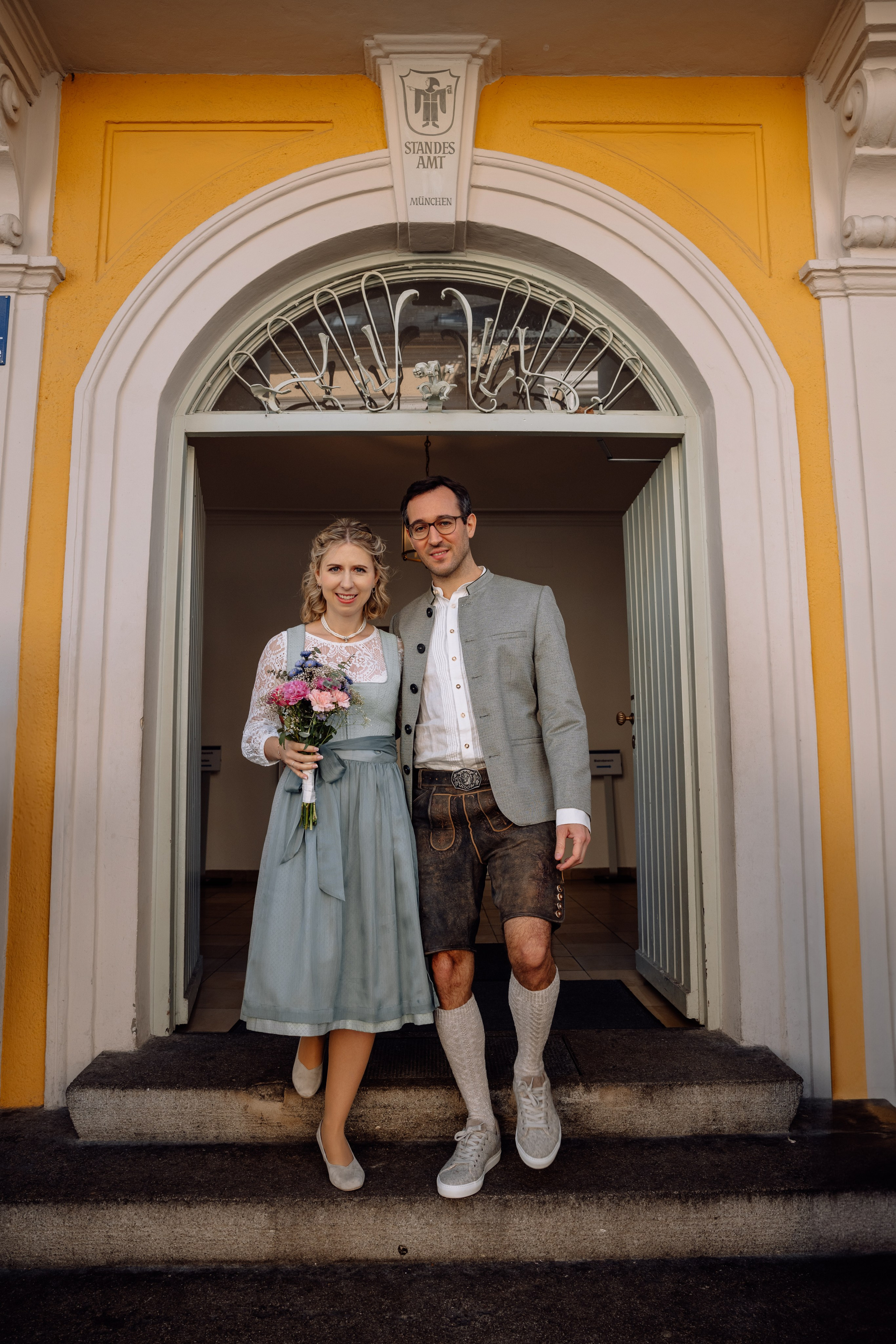 Herbsthochzeit im Standesamt Schwabing. Hochzeitsfotograf München Taufe Familienfotograf Tanja Mauke