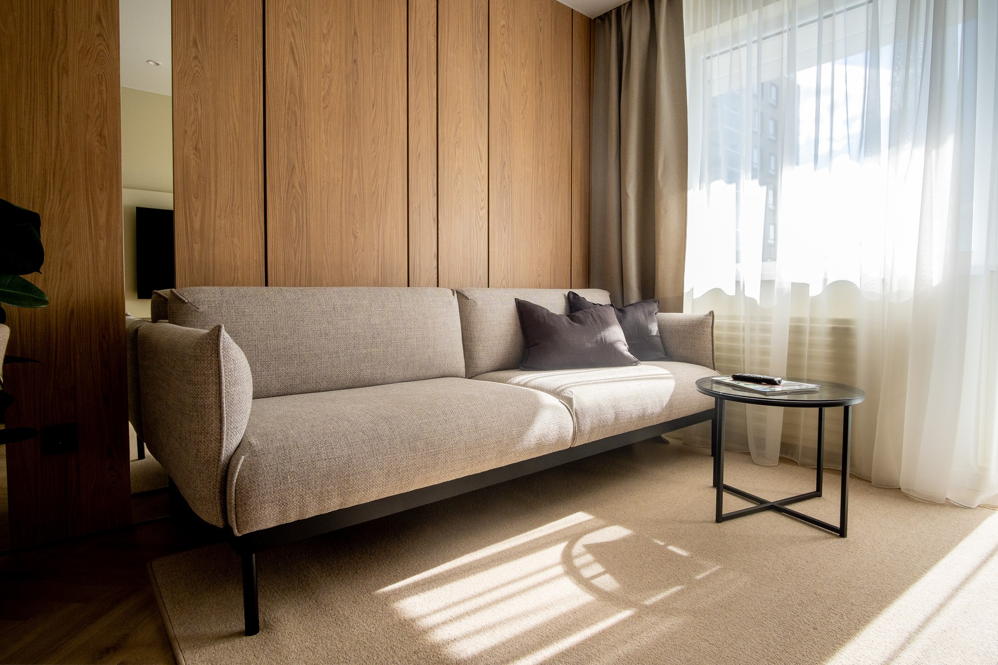 2-room apartment. LOHA VISUALS — AUTOMOTIVE PHOTOGRAPHY