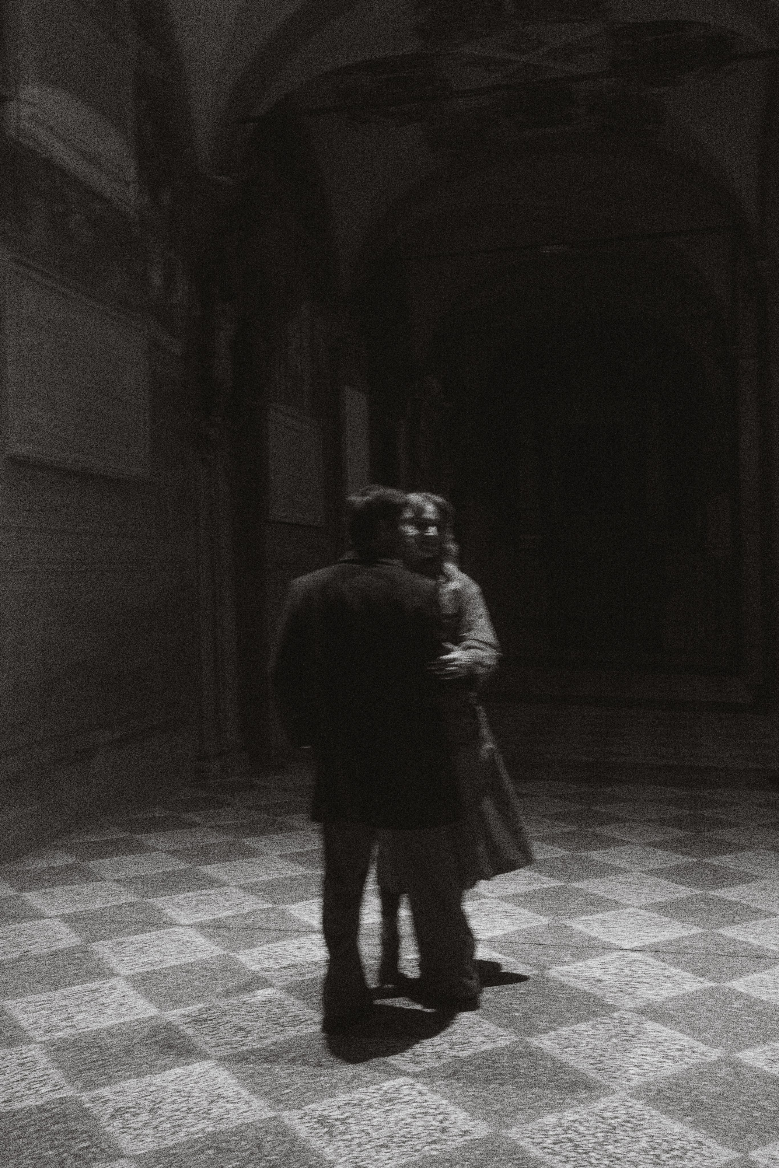 Cinematic Photowalk. Wedding, Elopement & Family Photographer