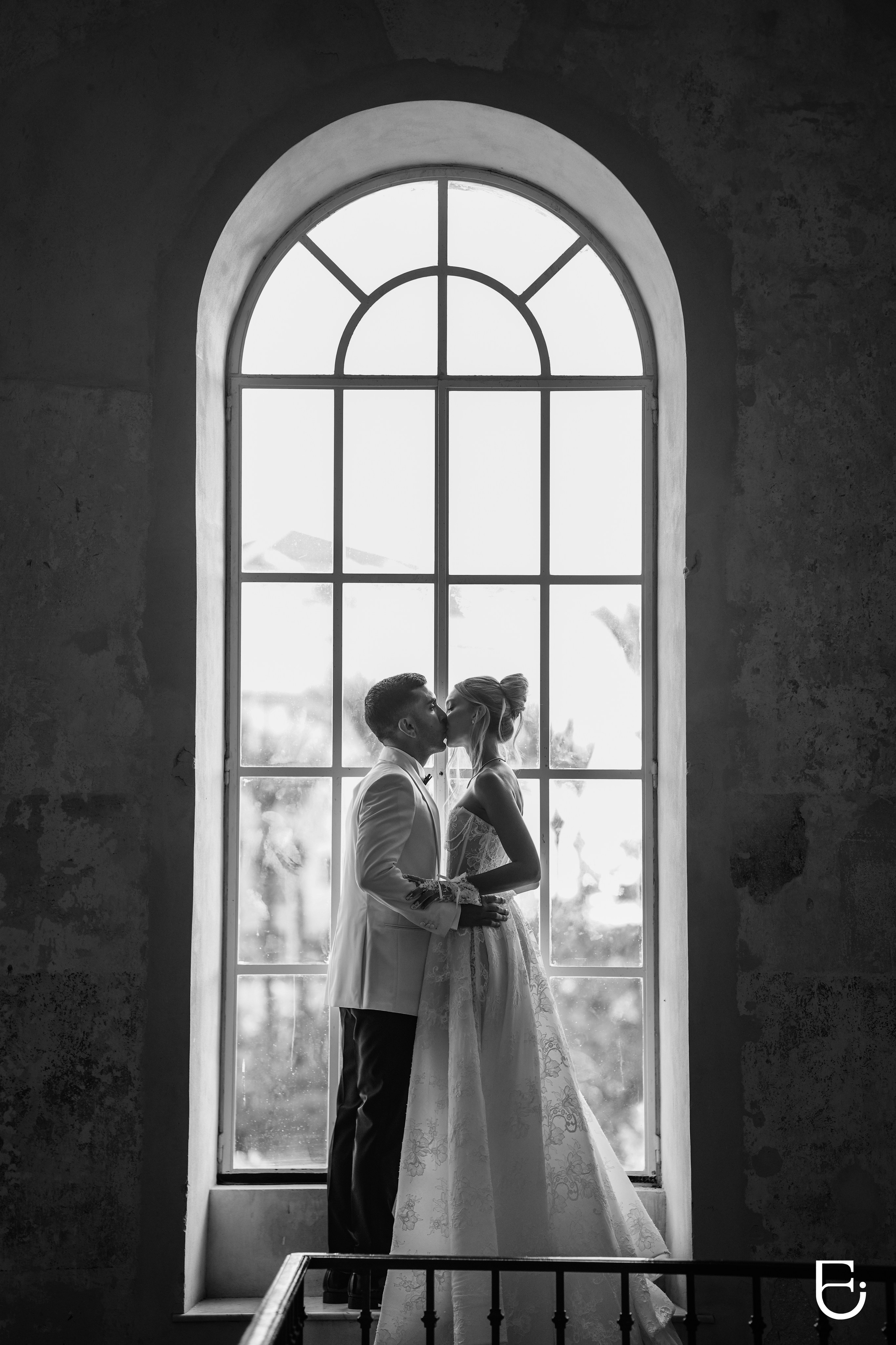 WEDDINGS. CAMELLIA ART PHOTOGRAPHY