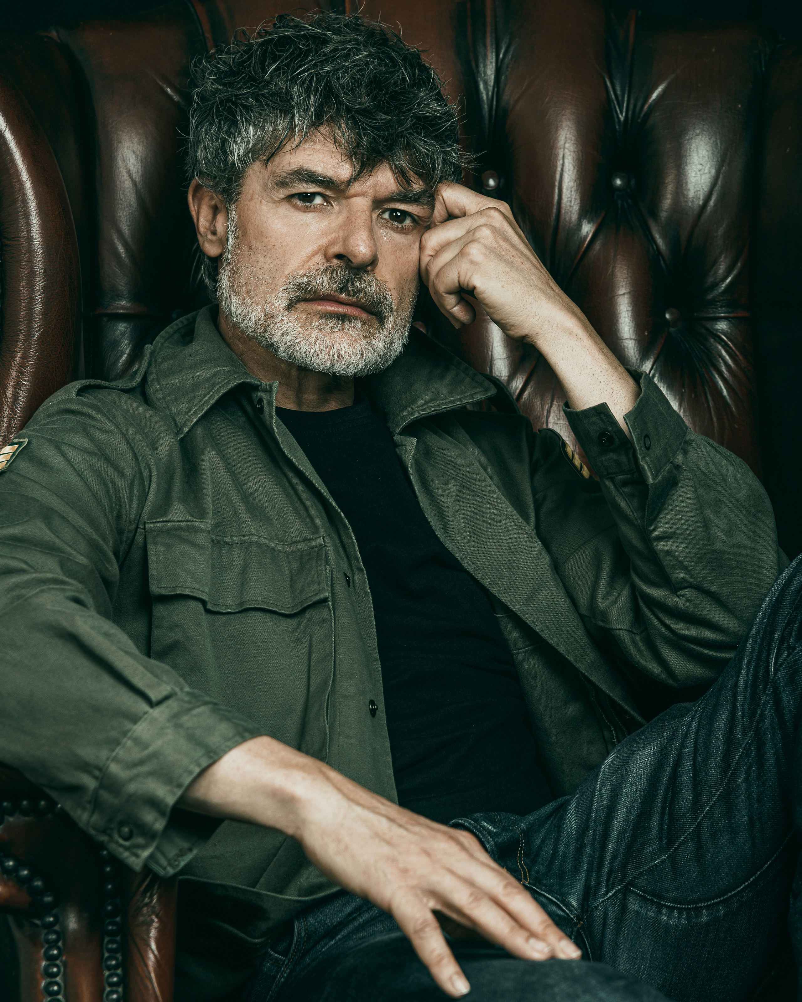 Nacho Guerreros. Студийная фотосессия для испанского актера