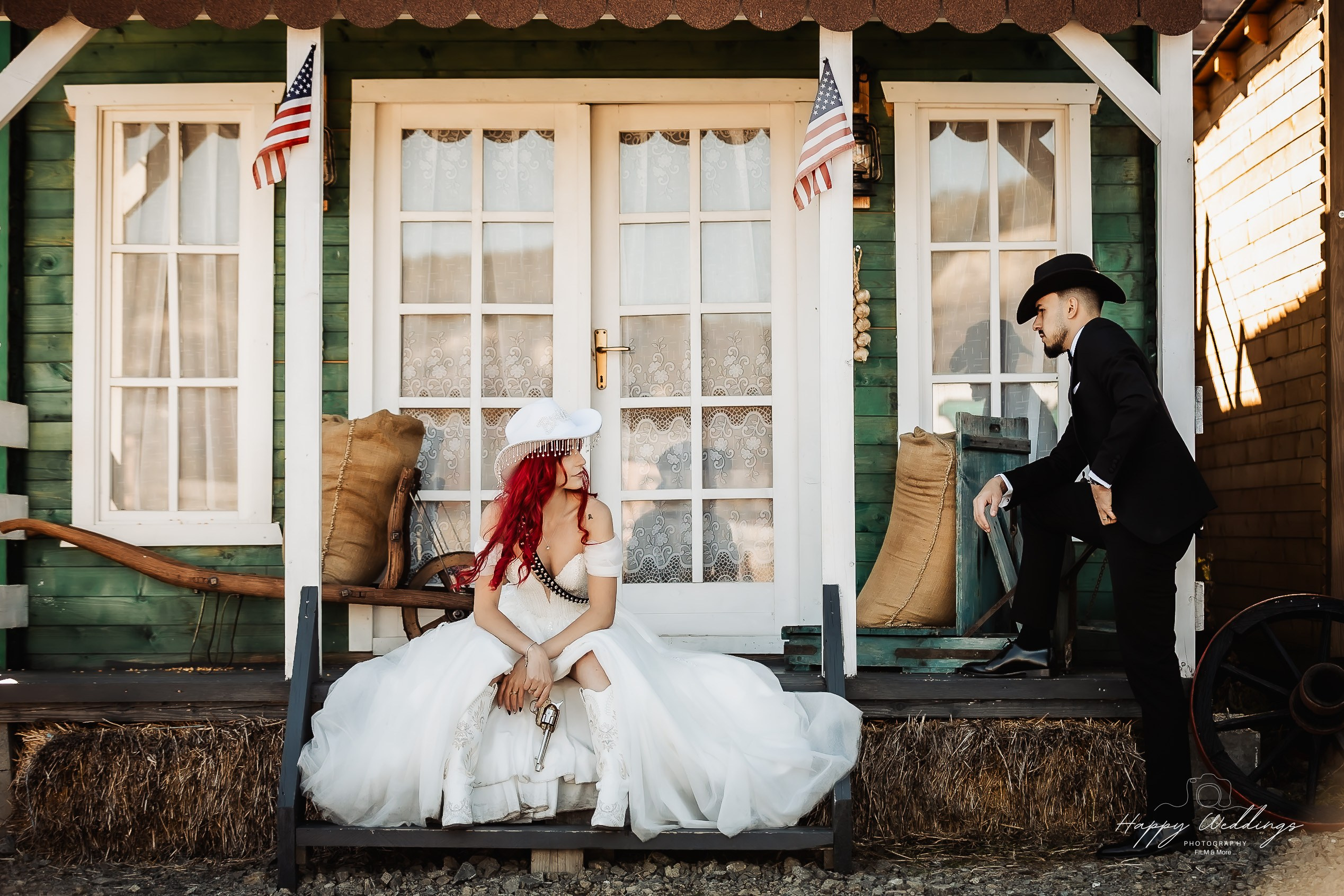 Like Bonnie & Clyde. Fotograf nuntă Bistrița | Fotograf botez & evenimente — Happy Weddings