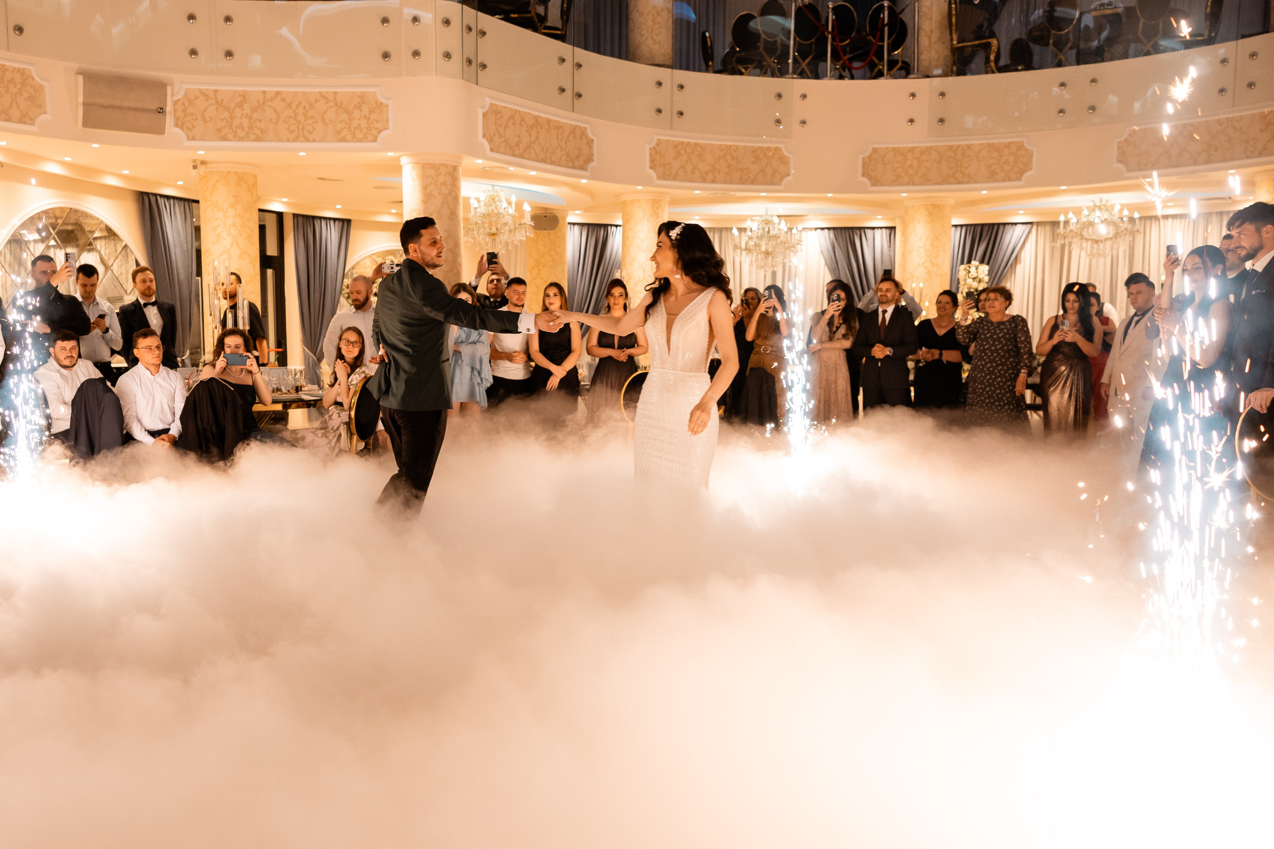 Adriana & Ionel. Home