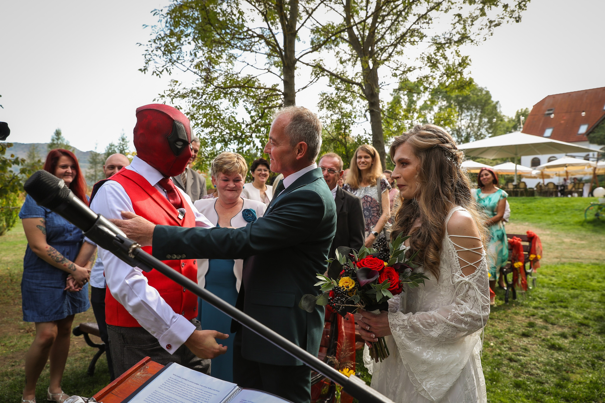 Orsi & Remus, eleganță în inima Transilvaniei. Rares Bucur is a professional wedding photographer based in Cluj-Napoca, Romania, specializing in wedding photography