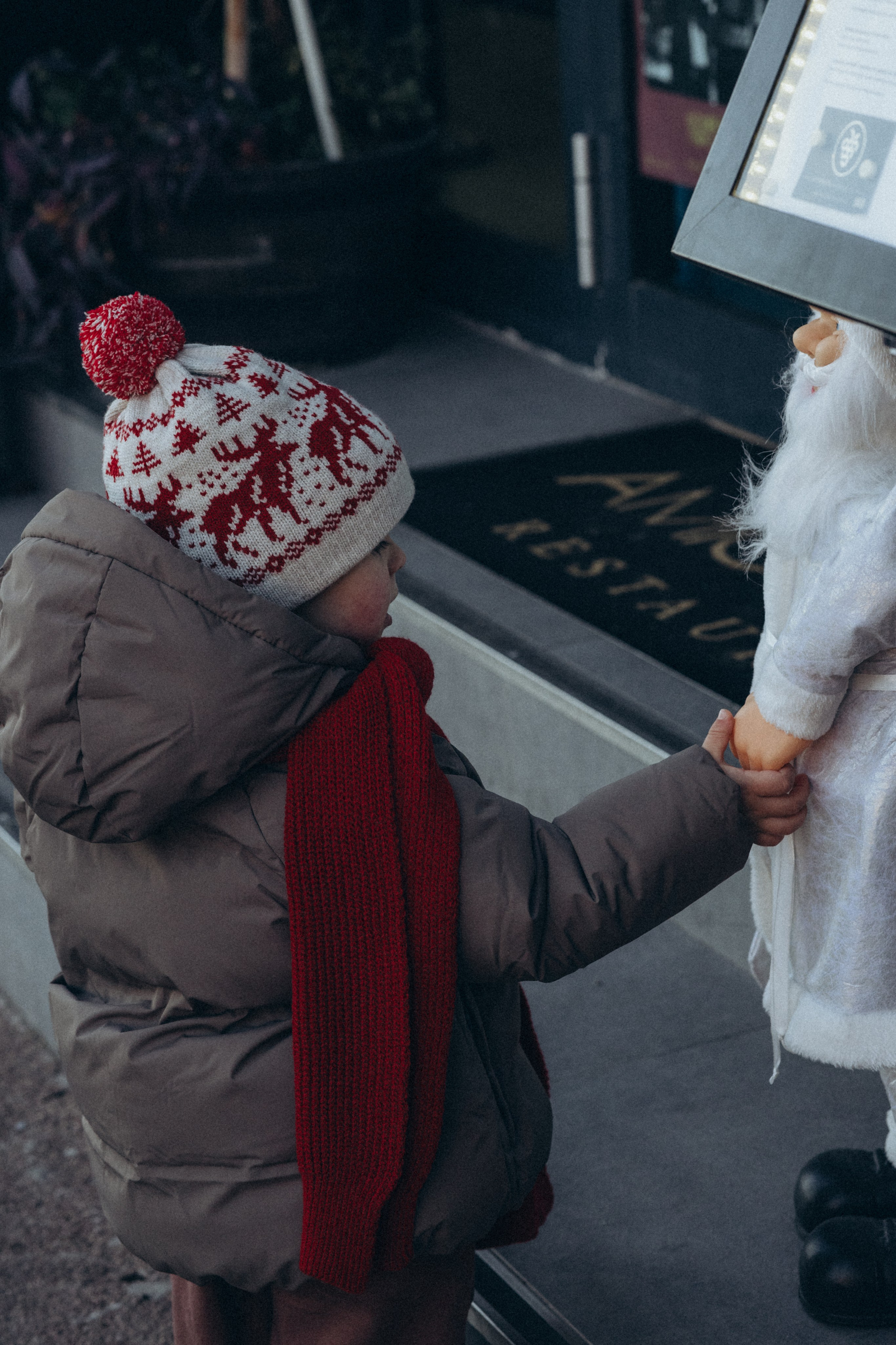 Home Alone. Photographe à Nice, Cannes et Antibes | Inna Dudareva