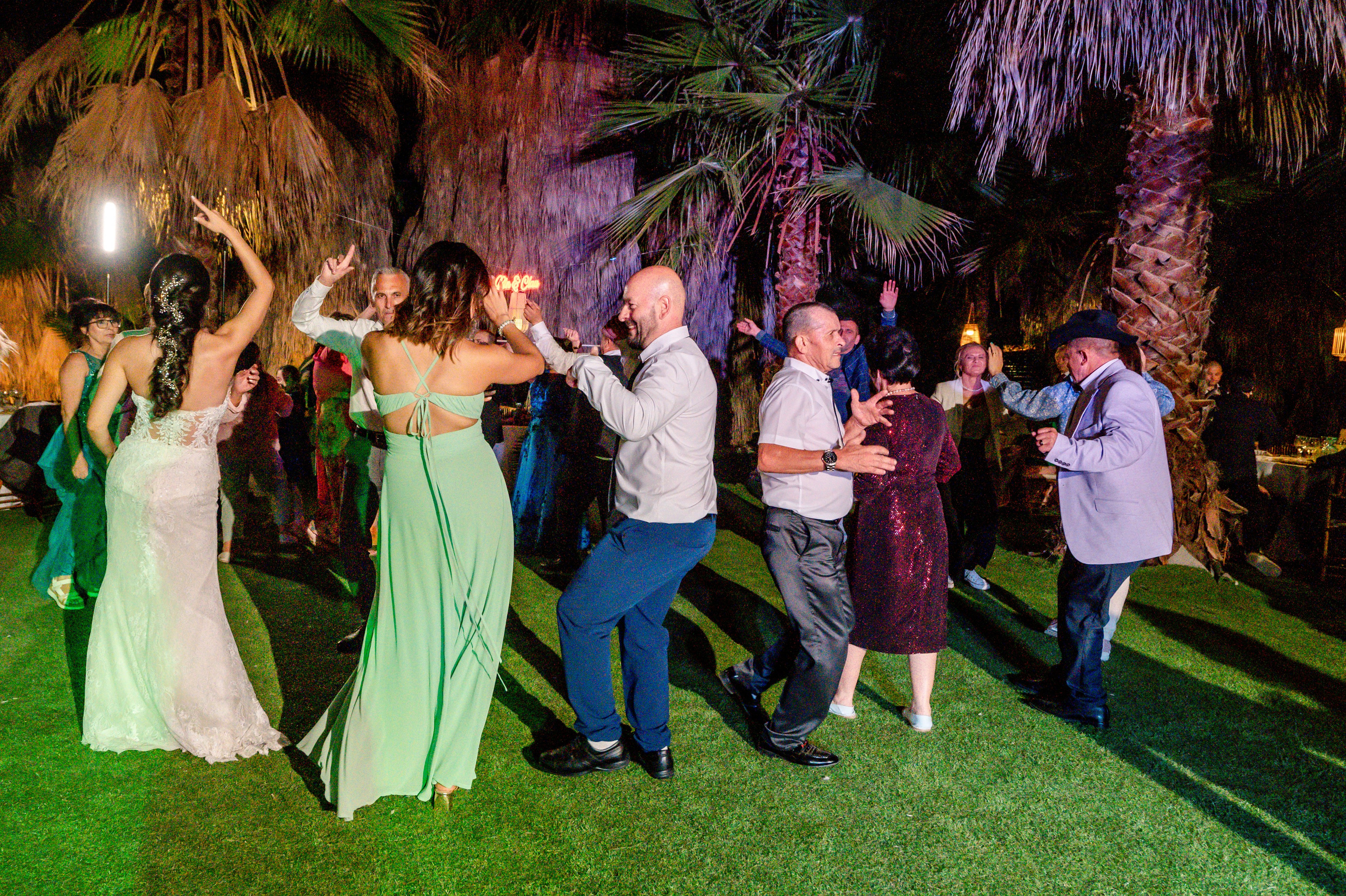 BYZO MEDIA. PETRU BYZO - family and children photographer in ROMANIA