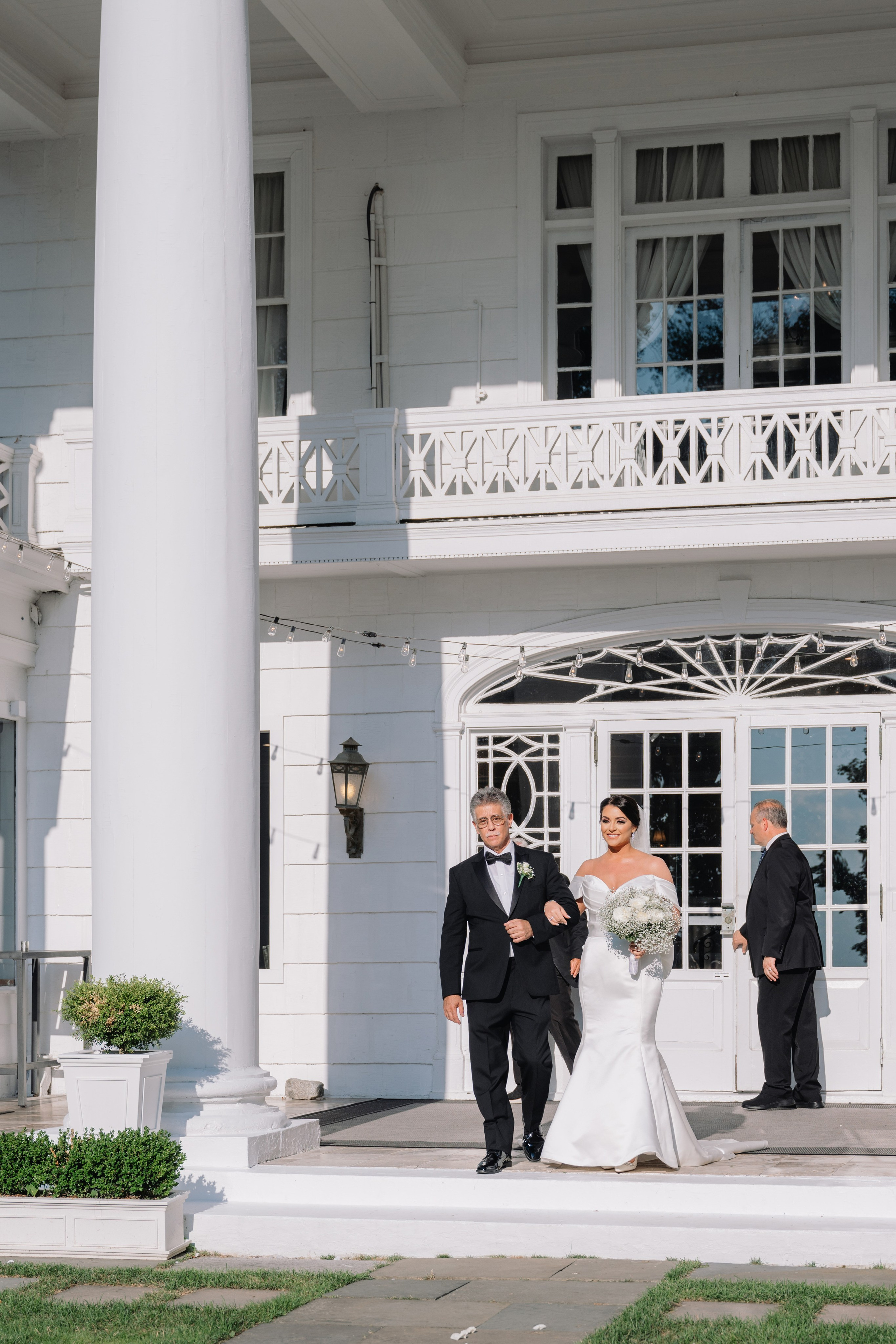Summer Wedding at The Briarcliff Manor | Taylor & Richie | New York Wedding Photography