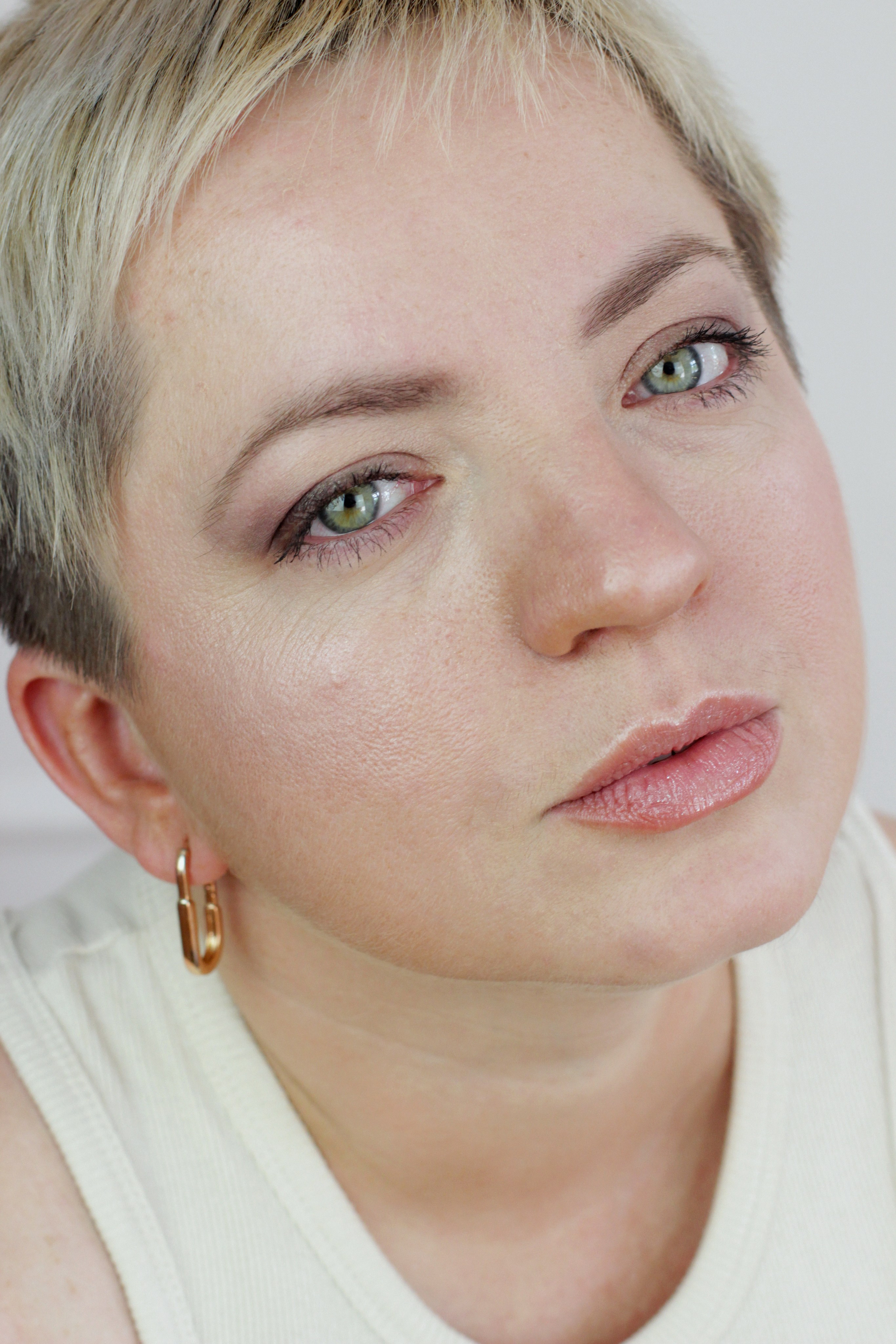 Studio Portrait and Lifestyle Photoshoot with Professional Lighting. Lana Petrychenko — Portrait & Family Photographer. Valencia, Spain