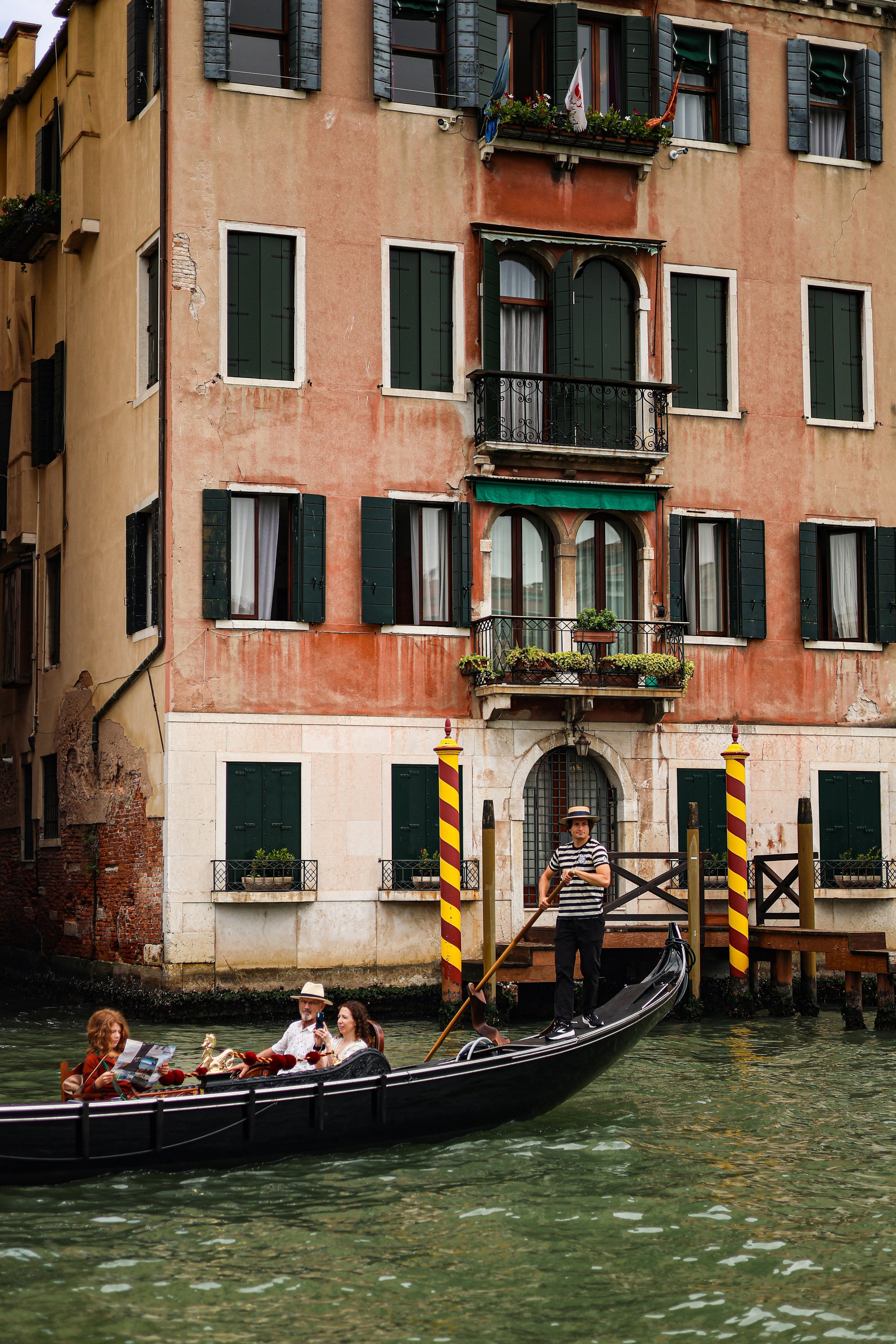 Street. ARTAMIND Photography. Portraits, Family Sessions, Events. Buffalo, NY