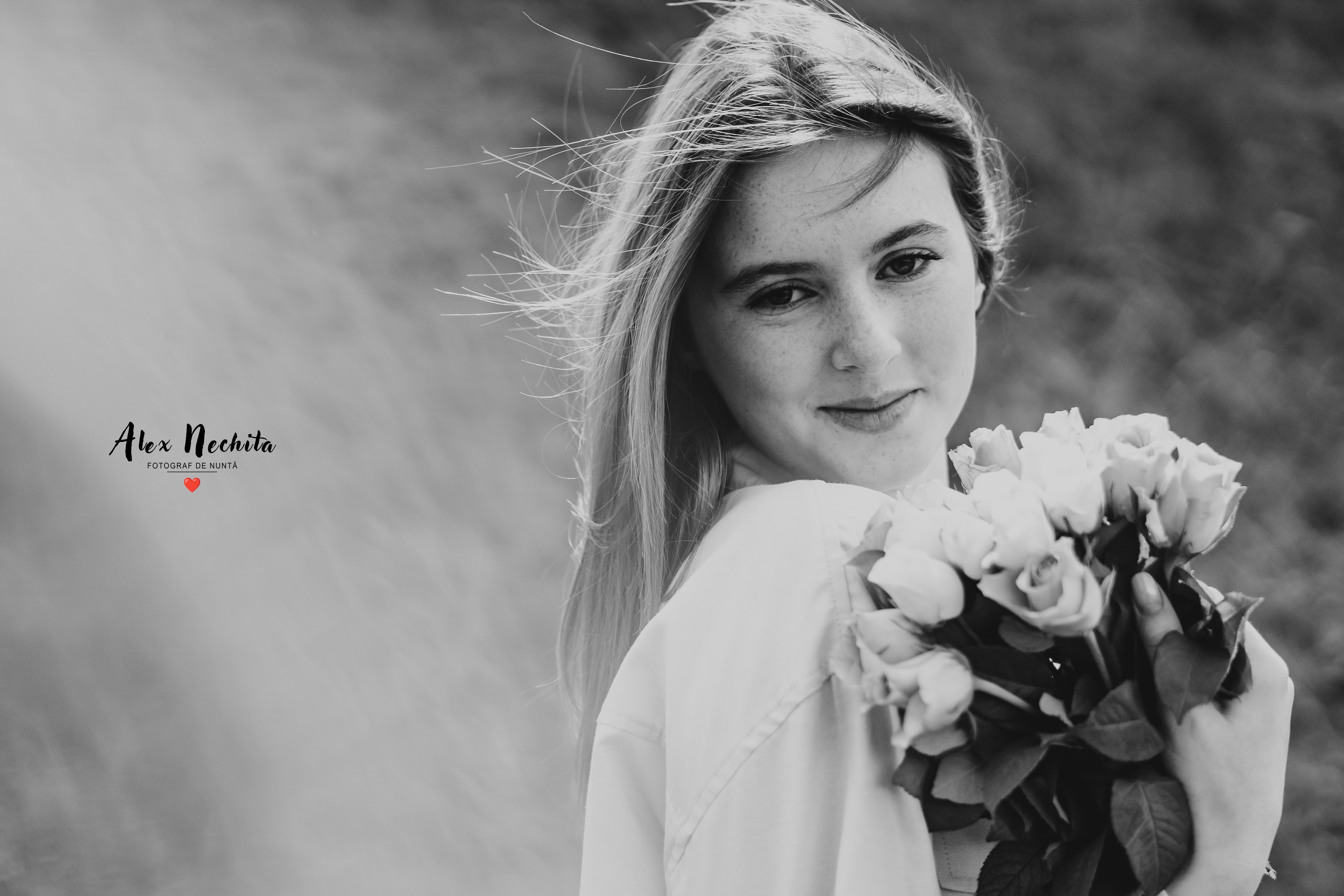 Aniversare în parc. Foto-Video Nunta Iasi, Suceava, Bucuresti / Disponibilitate 2025 — 2026 — 2027