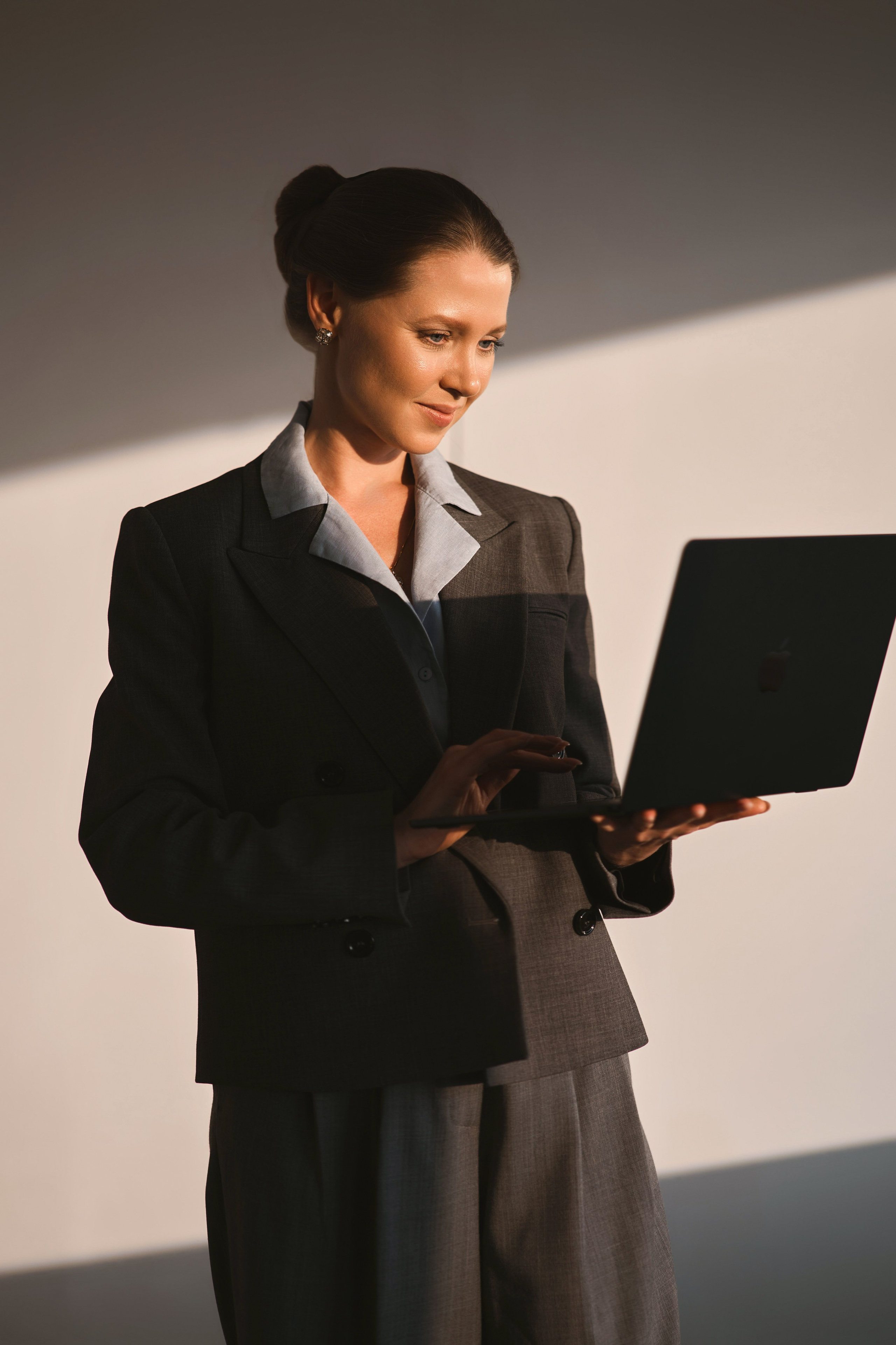 Content for Instagram blog. Female Photographer in Dubai