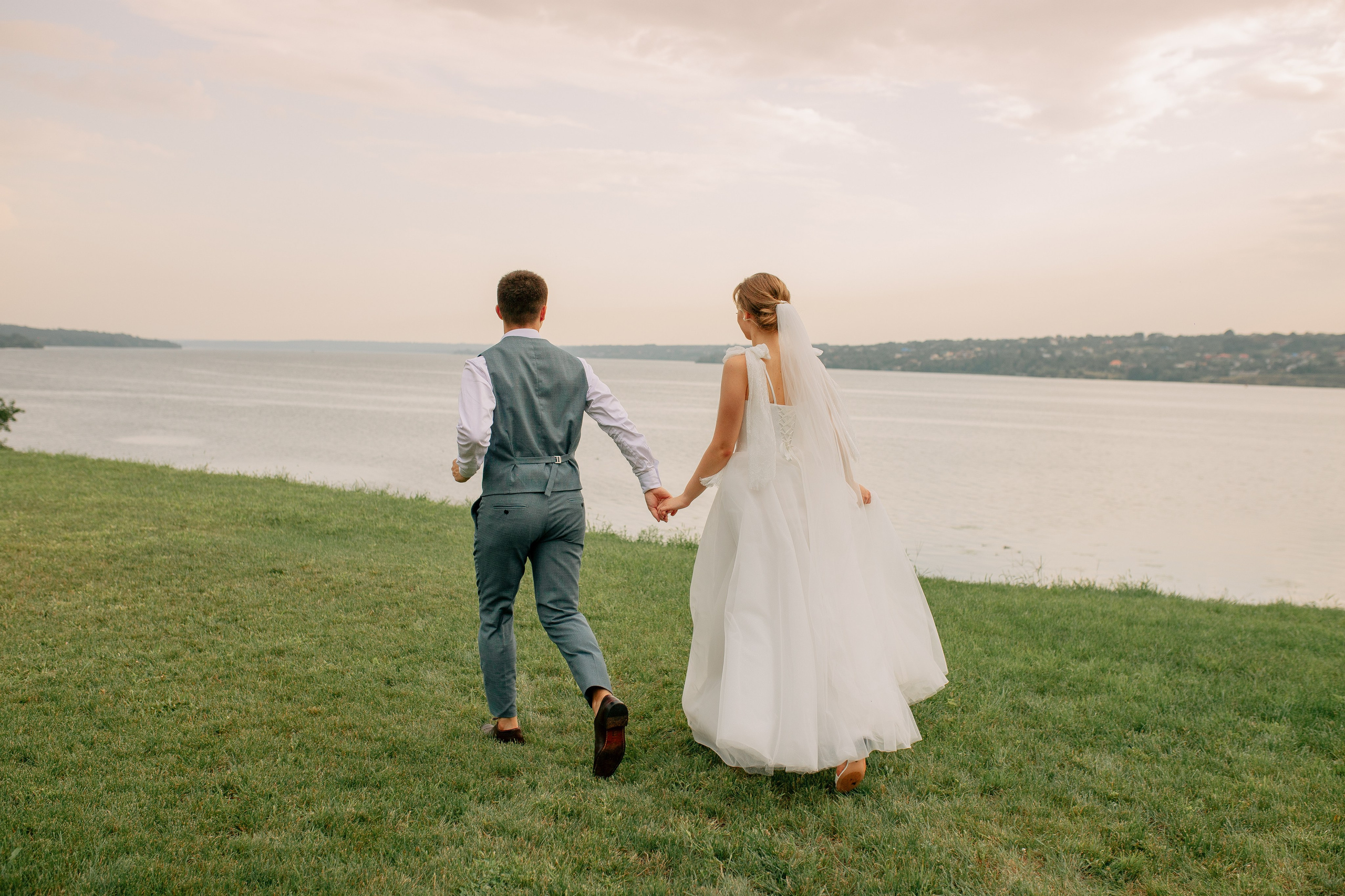 Reportage Wedding. Wedding photographer and videographer Europe