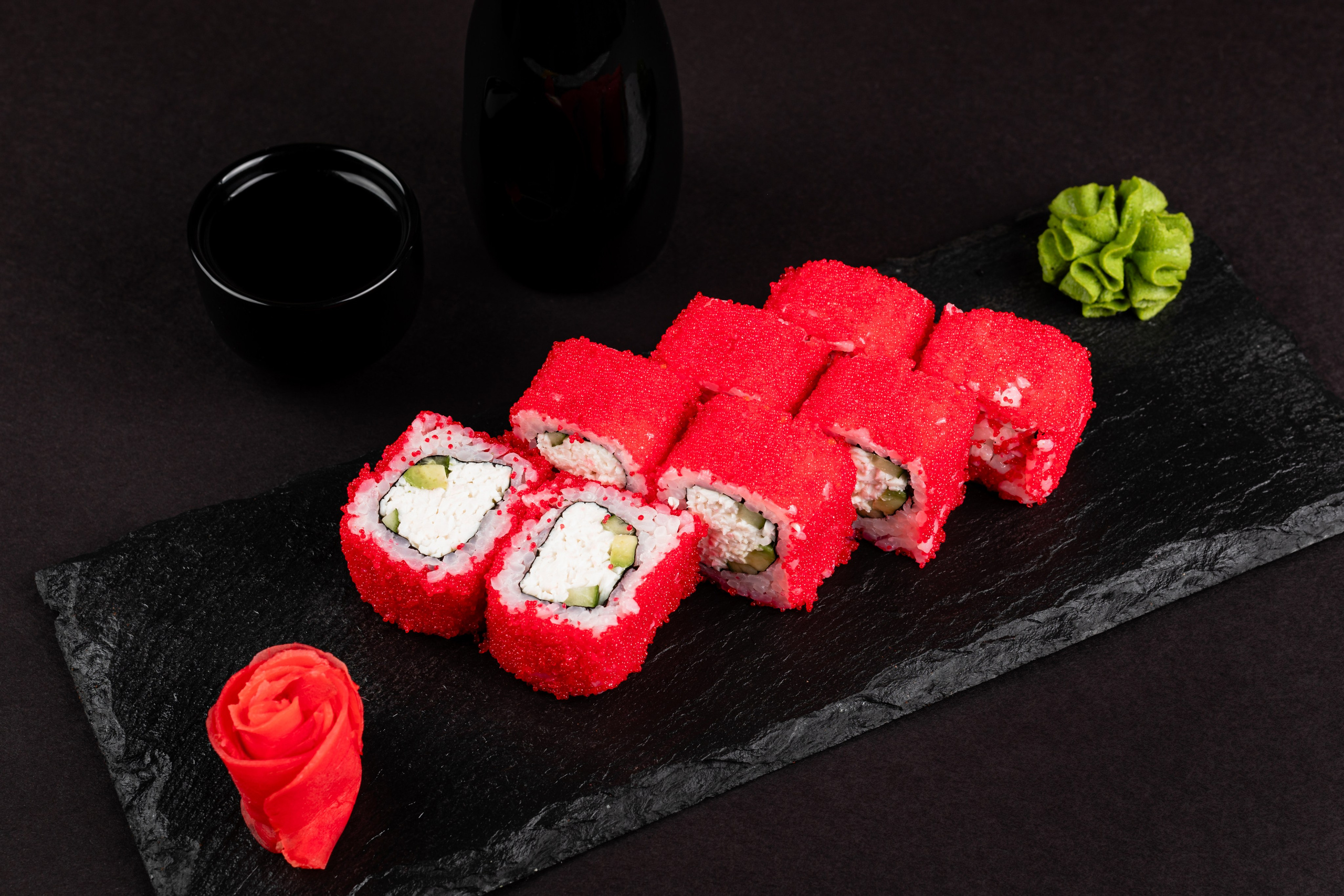 Tokyo Roll — фуд-фотосъёмка суши и роллов в Бишкеке. Фотограф в Бишкеке Оксана Шувалова