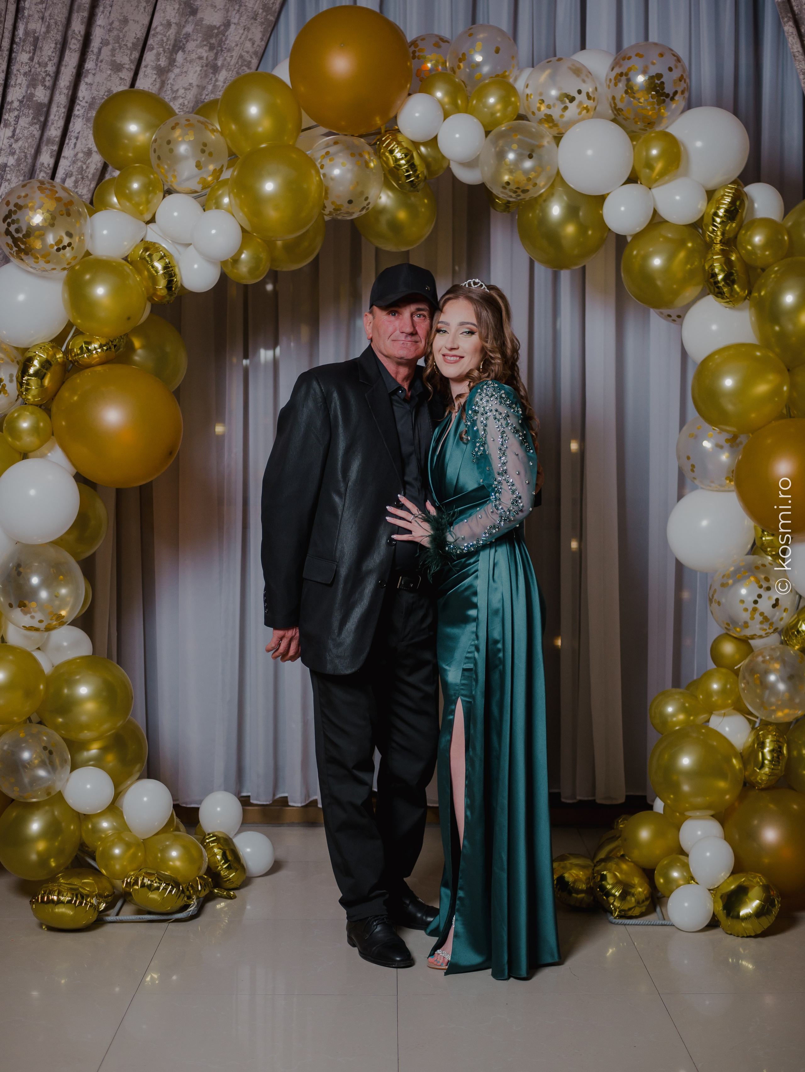 Majorat Andreea. Kosmi