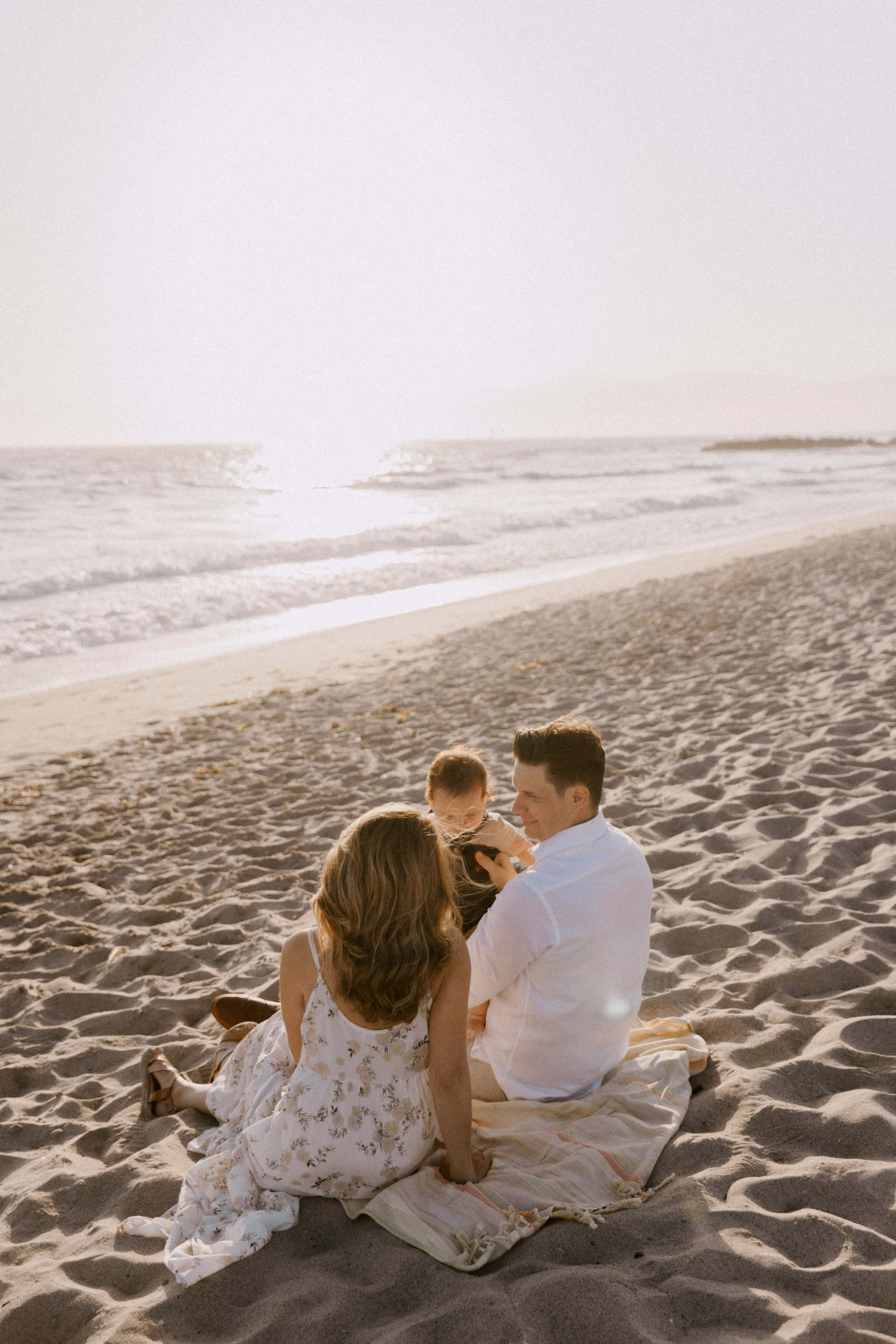Family Photoshoot at Venice Beach, Los Angeles | Taya Frank. Southern California Family and Couple Photographer