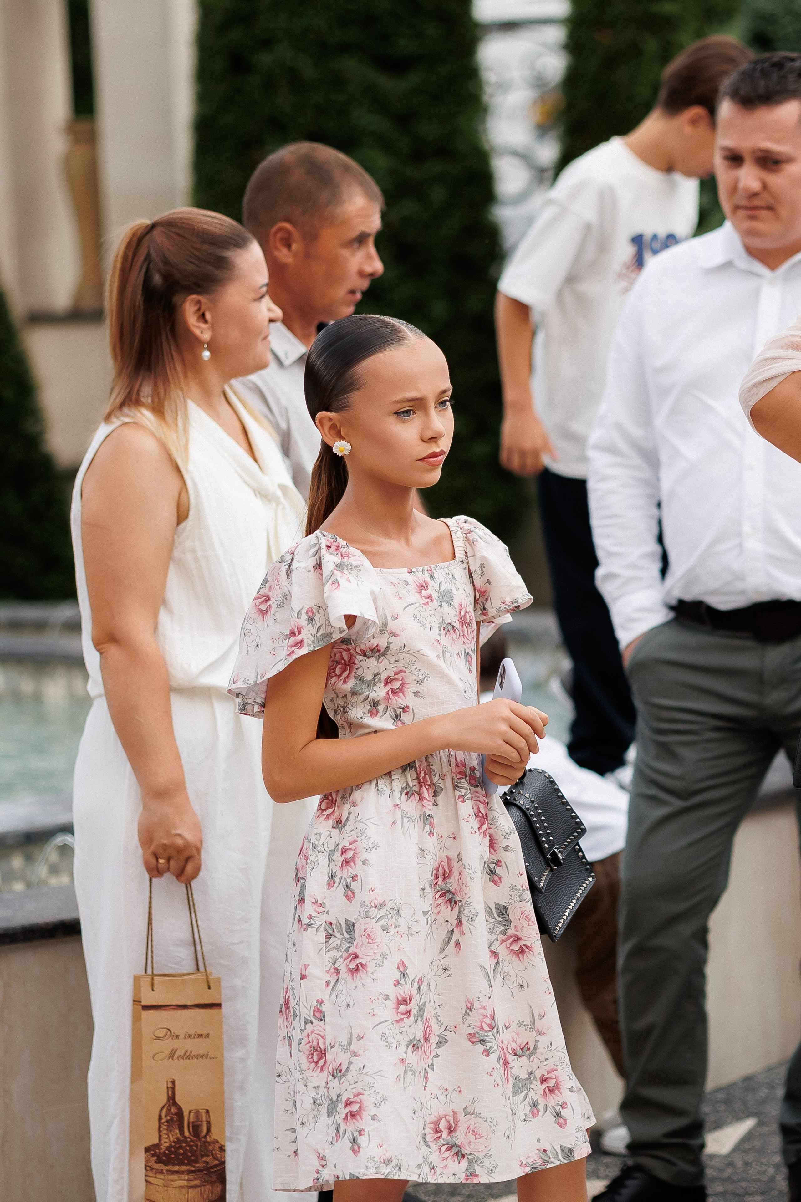 Eugen & Livia — Grand Elysee — Wedding Day. Servicii Foto și Video 067188353