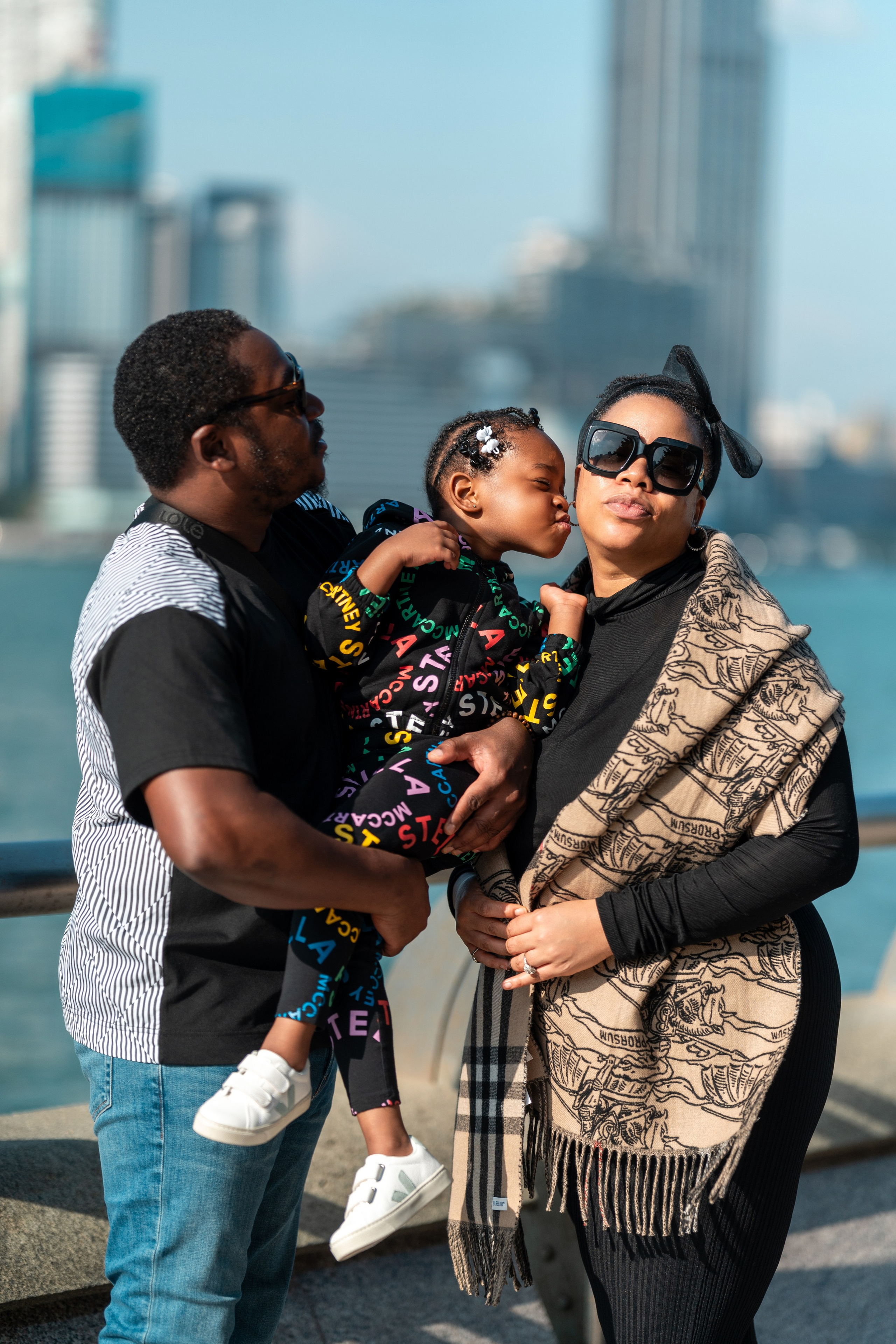 ELISA & BABA. PHOTOGRAPHER IN HONG KONG (WEDDING, FASHION, FAMILY, EVENTS)